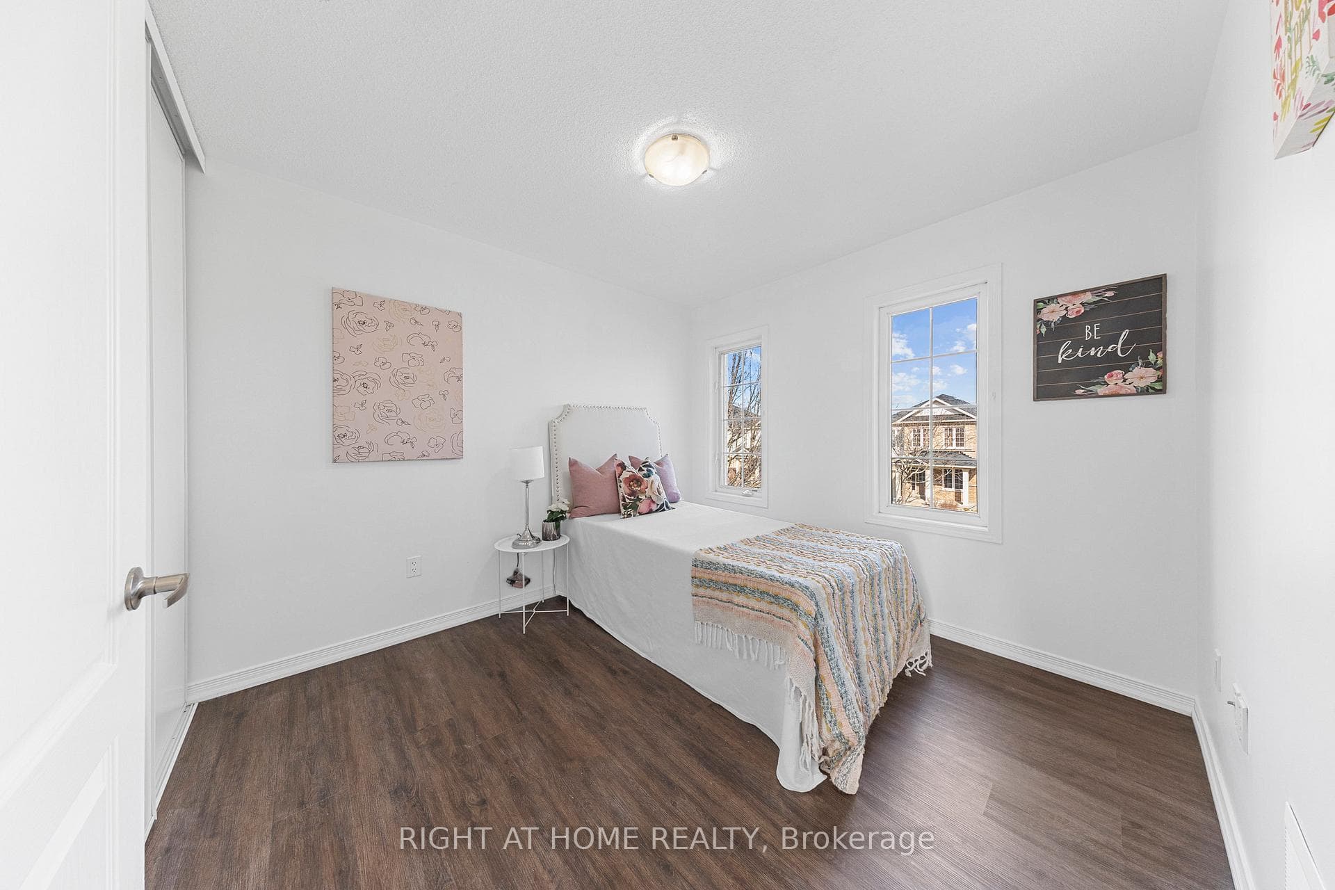 28 Booker Drive photo 25