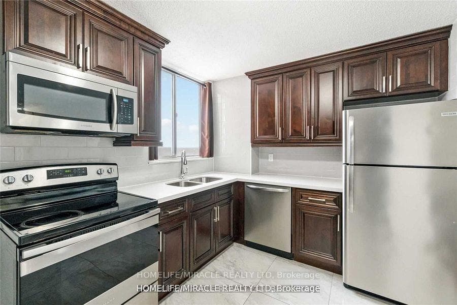 100 Wingarden Court Unit 1002 photo 17