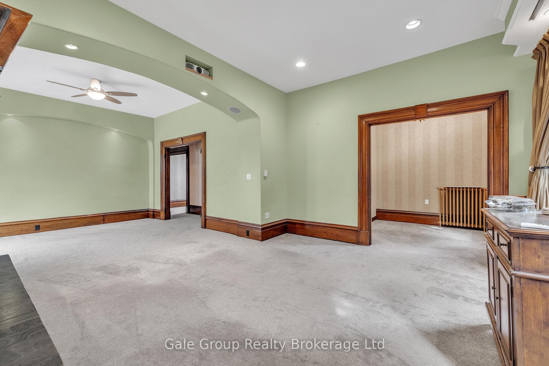 77 Light Street photo 14