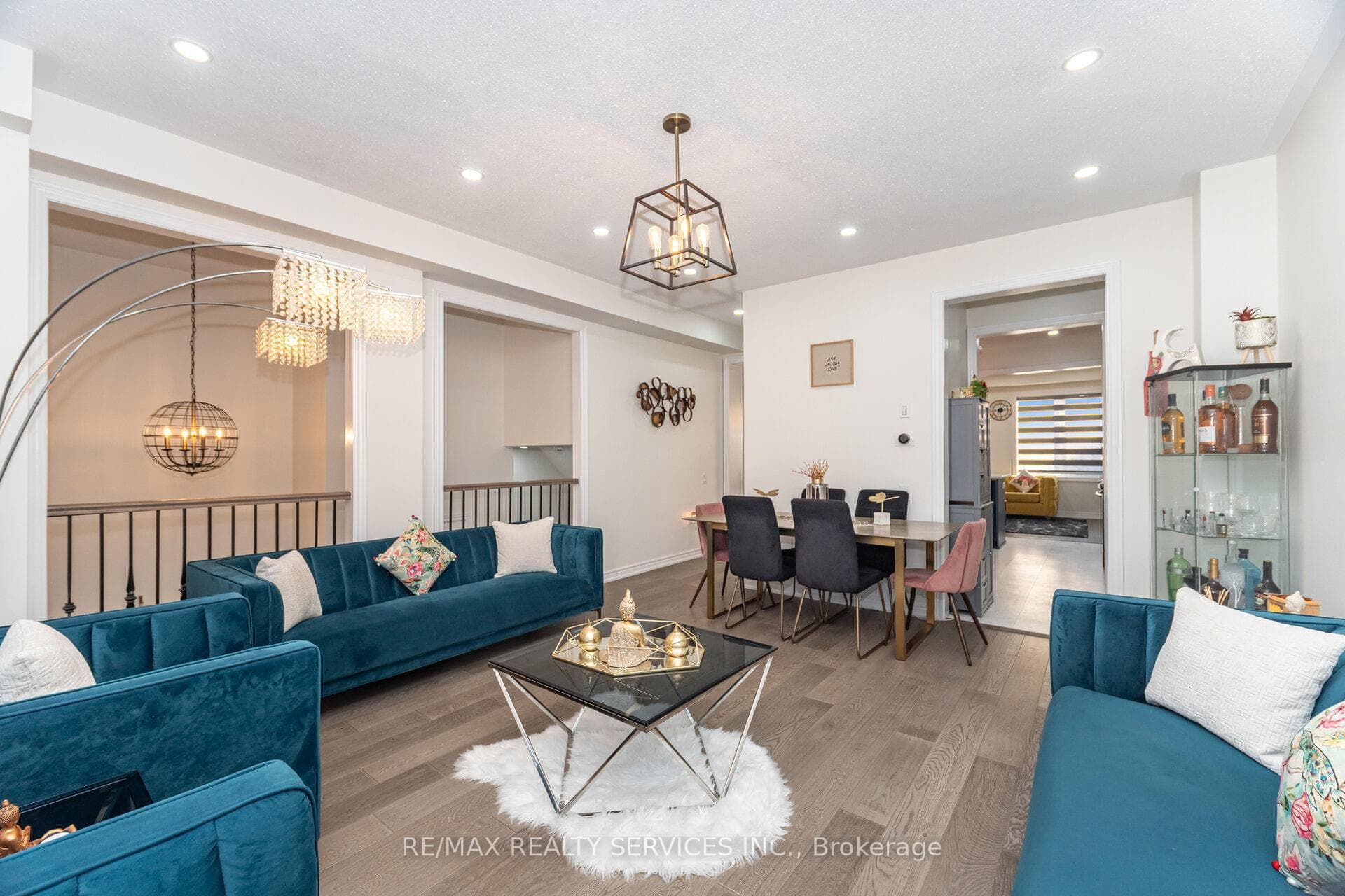42 Meadowcreek Road photo 16