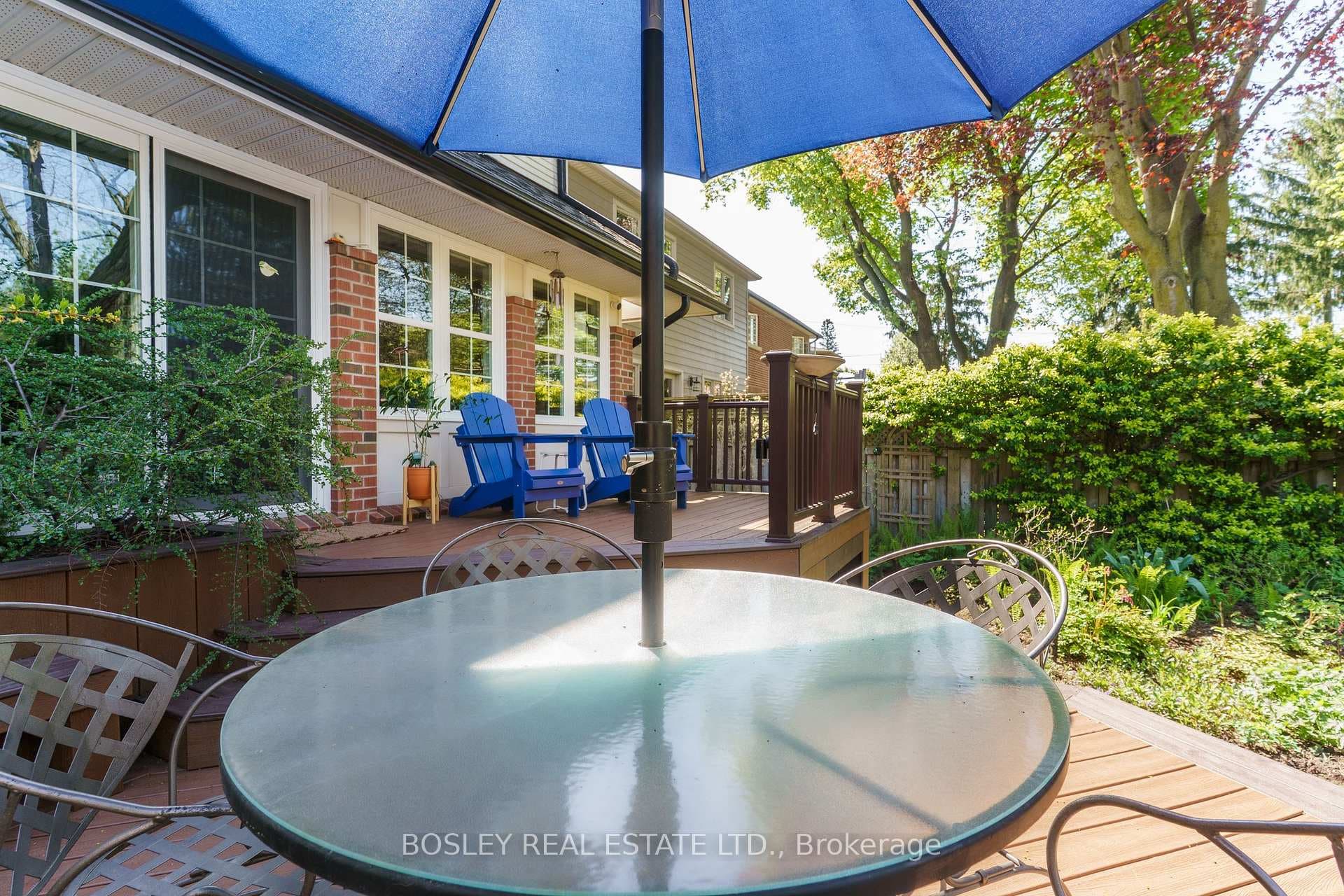 112 Brentcliffe Road photo 38