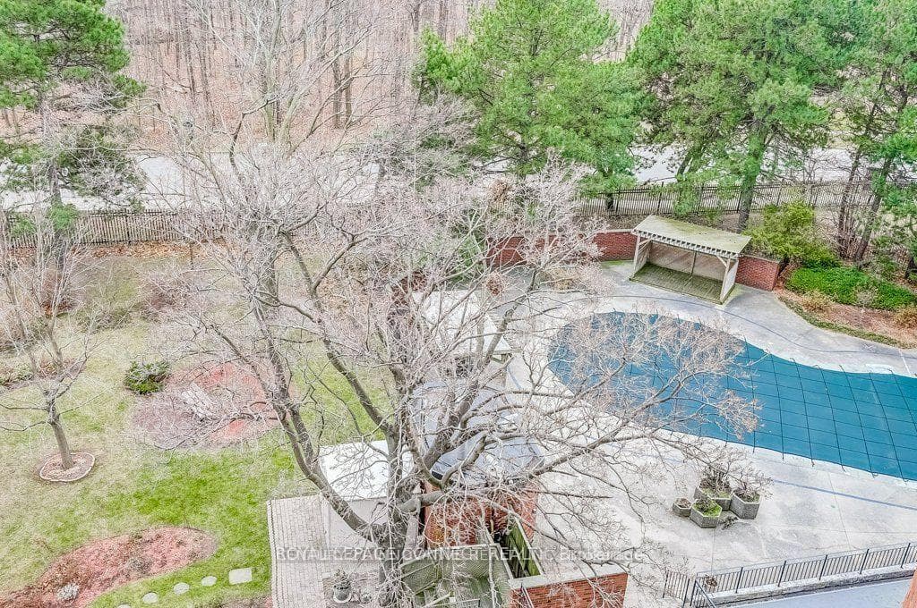 121 Ling Road Unit 601 photo 33