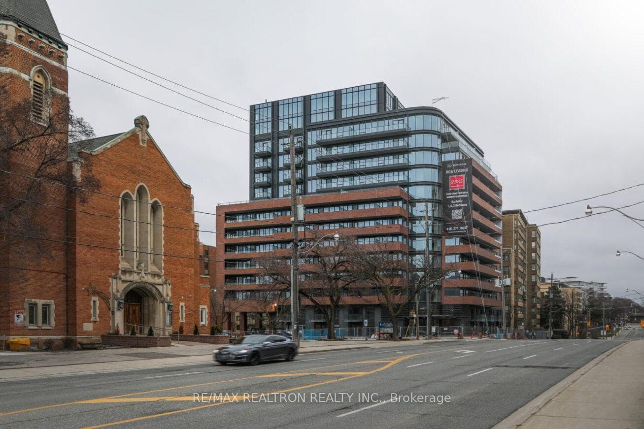 2525 Bathurst Street Unit 310 photo 1