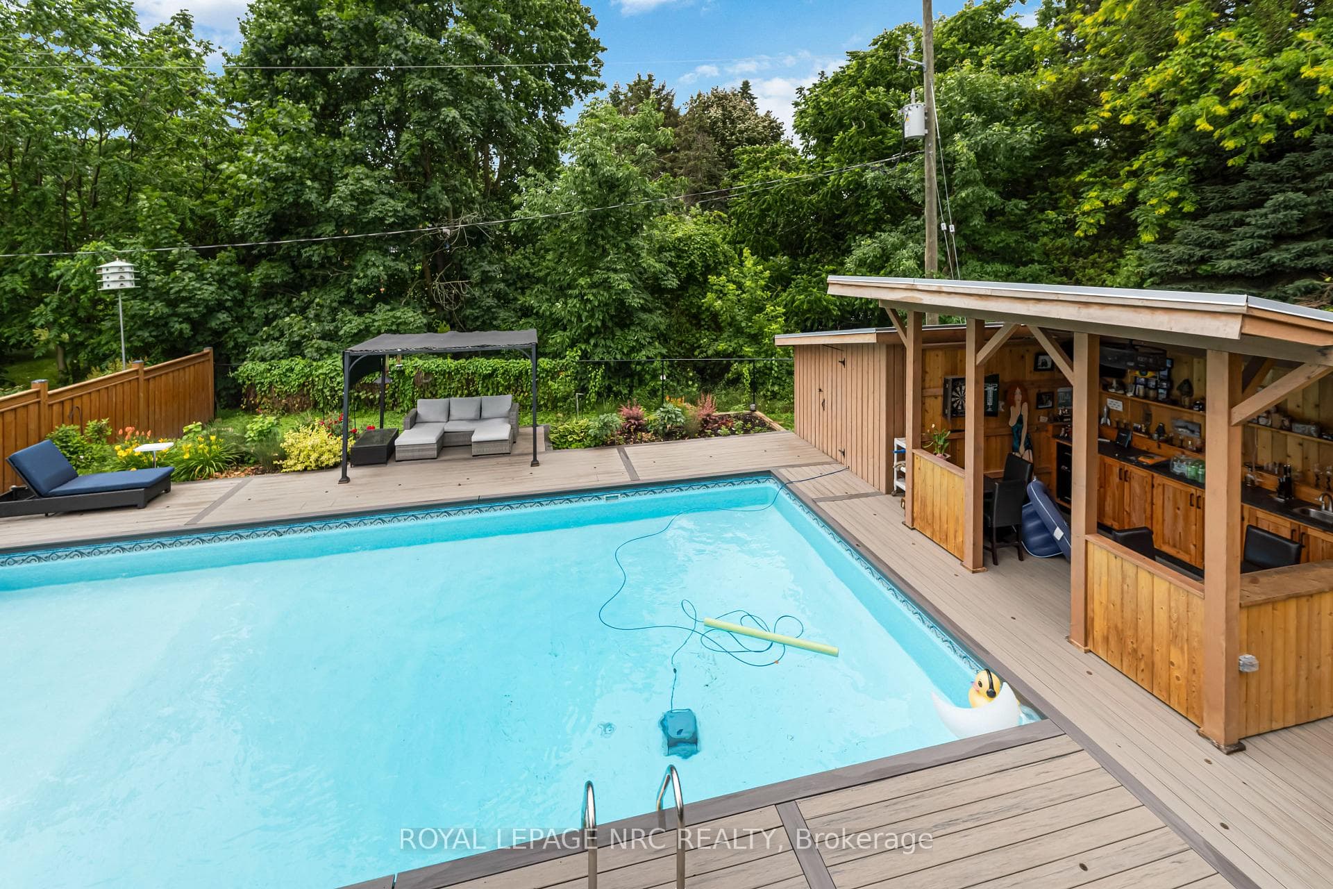 9 Cartier Drive photo 25