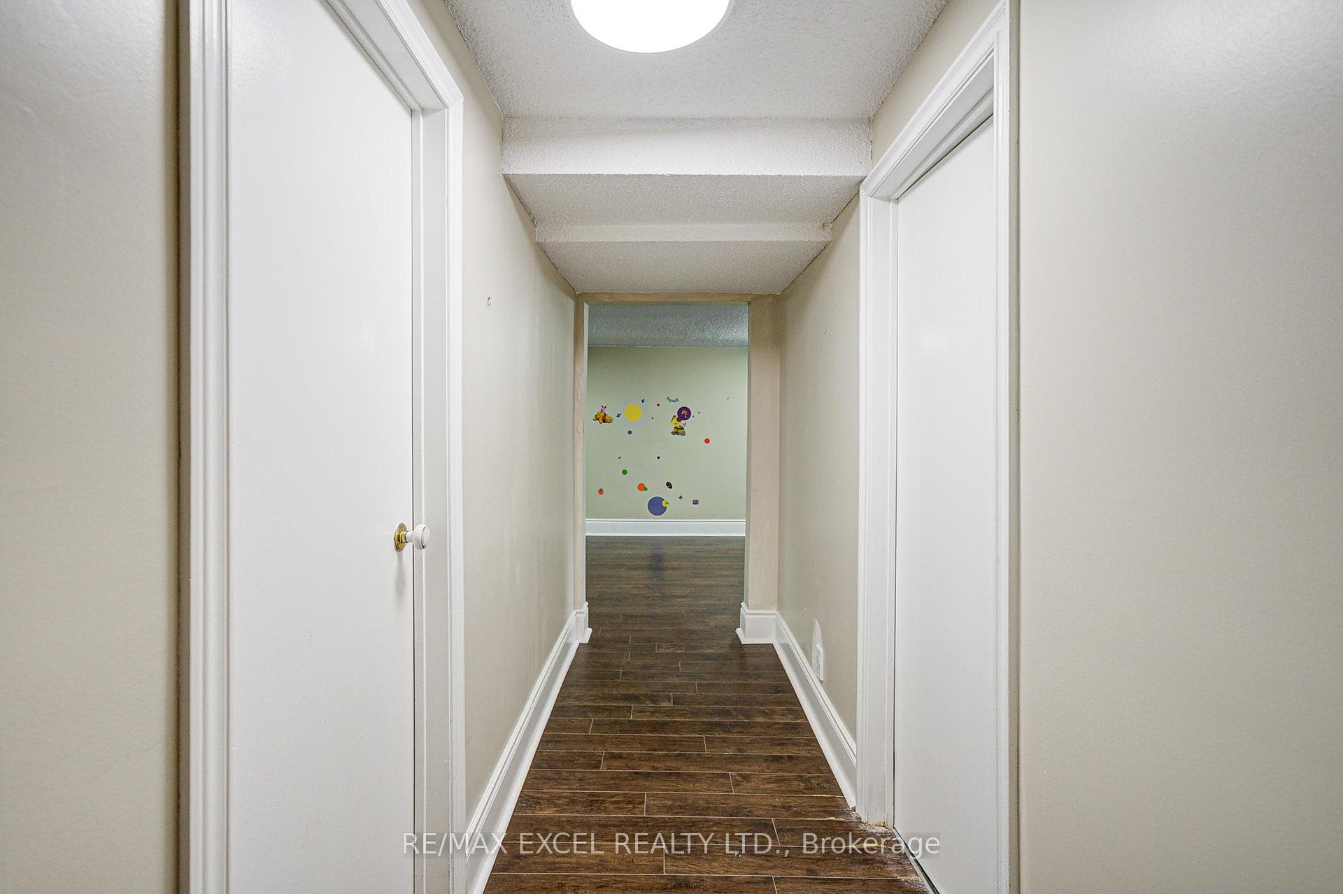 108 Babcombe Drive photo 41