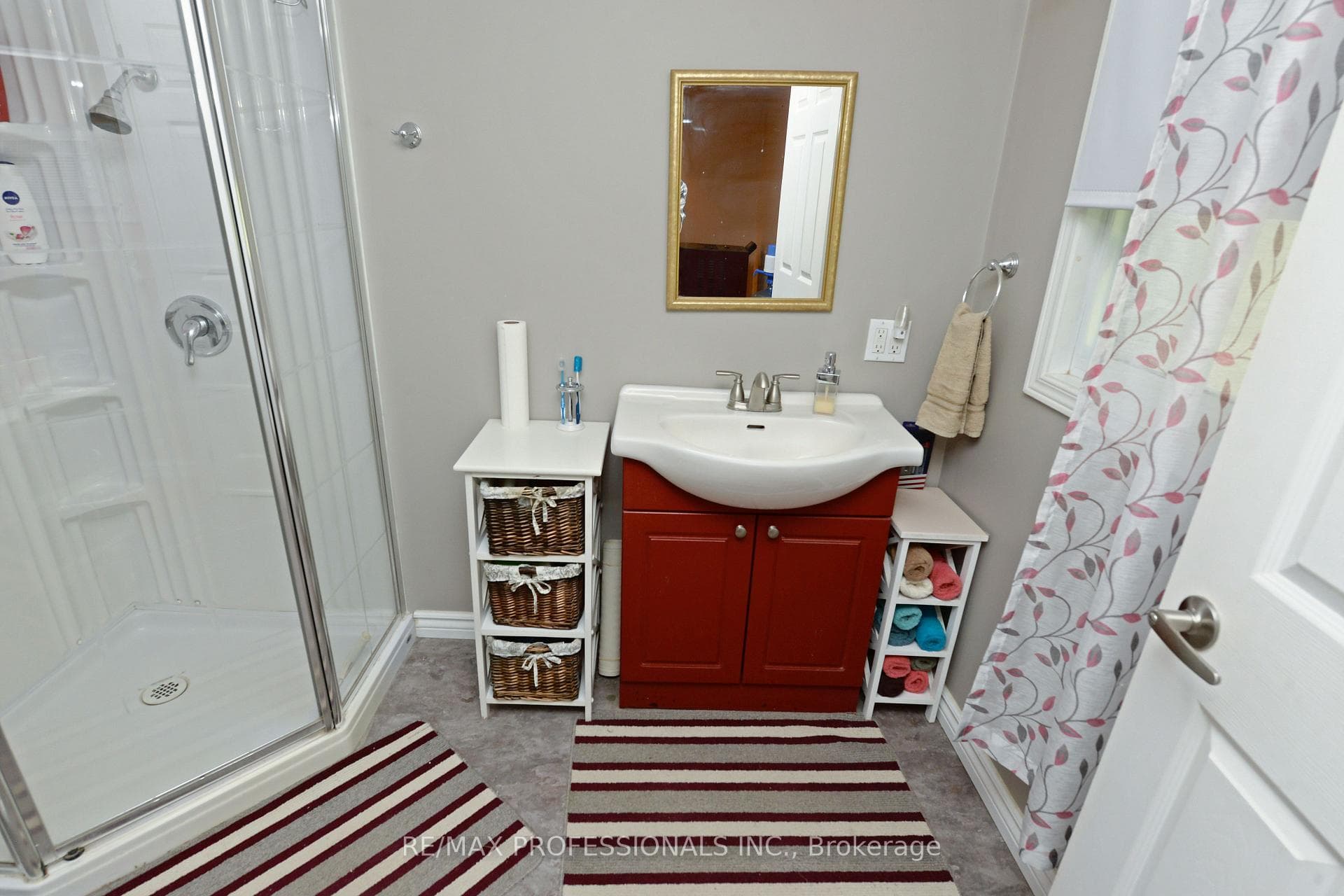 15 Cedar Hill Road photo 28
