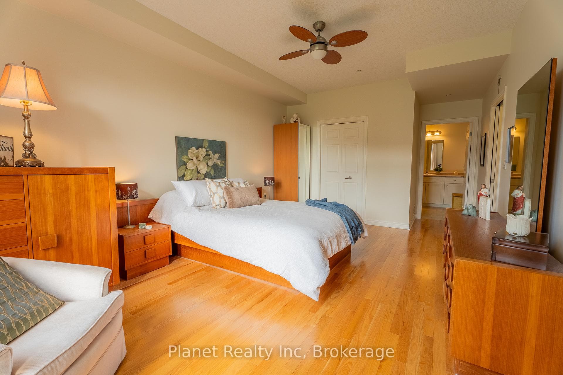 65 Bayberry Drive Unit 208 photo 15