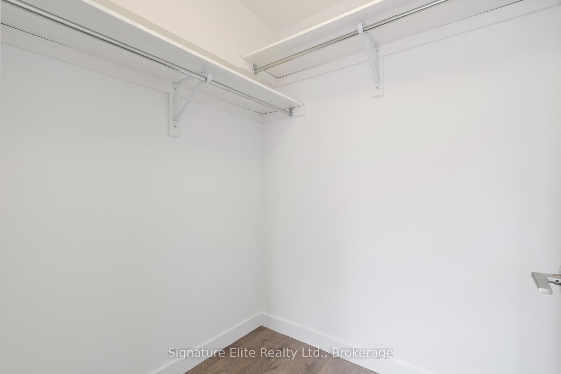 1075 Queen Street Unit 301 photo 11