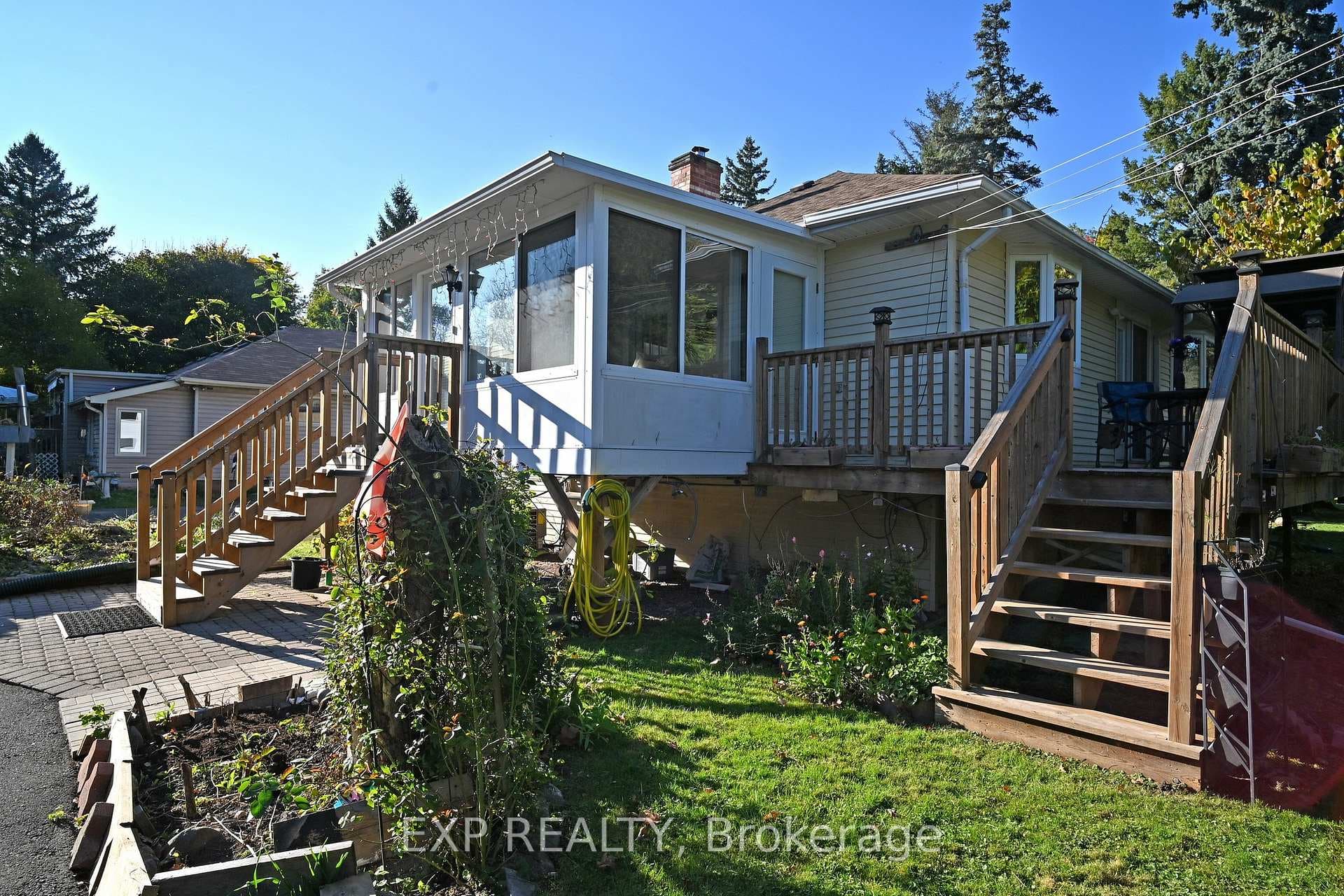 1 Caseley Drive photo 8