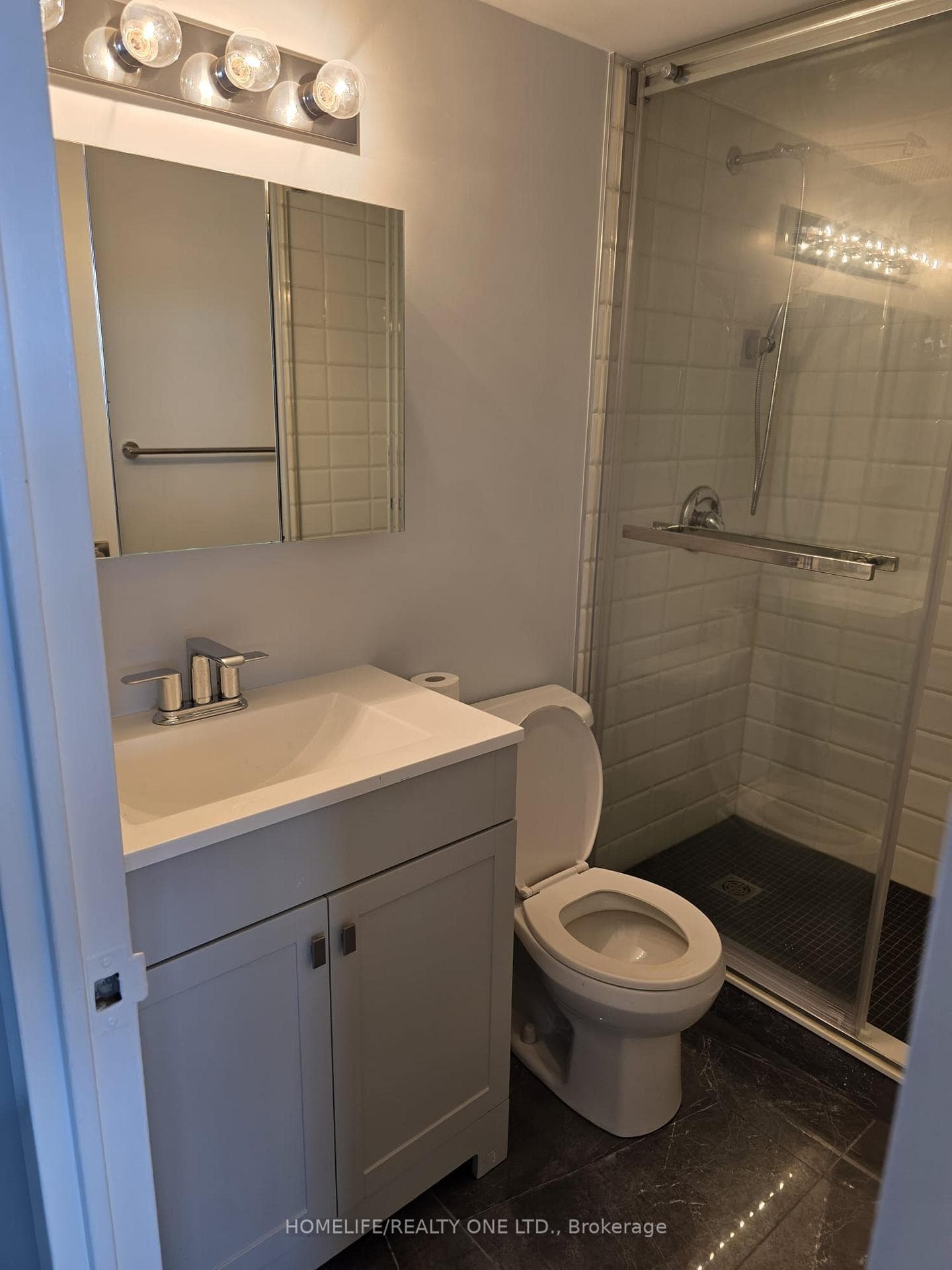 40 Homewood Avenue Unit 2010 photo 8