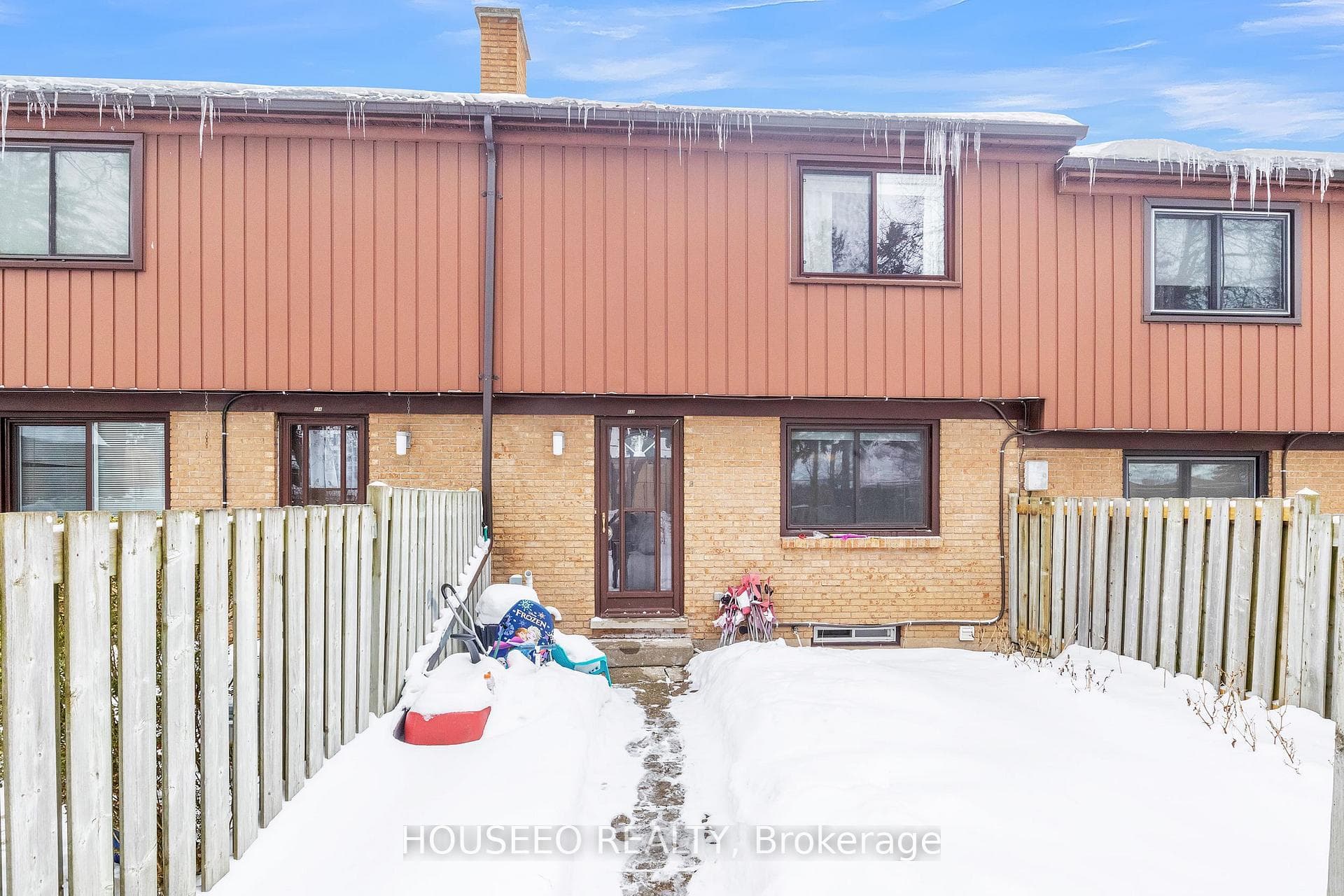 132 Kingswood Drive photo 29
