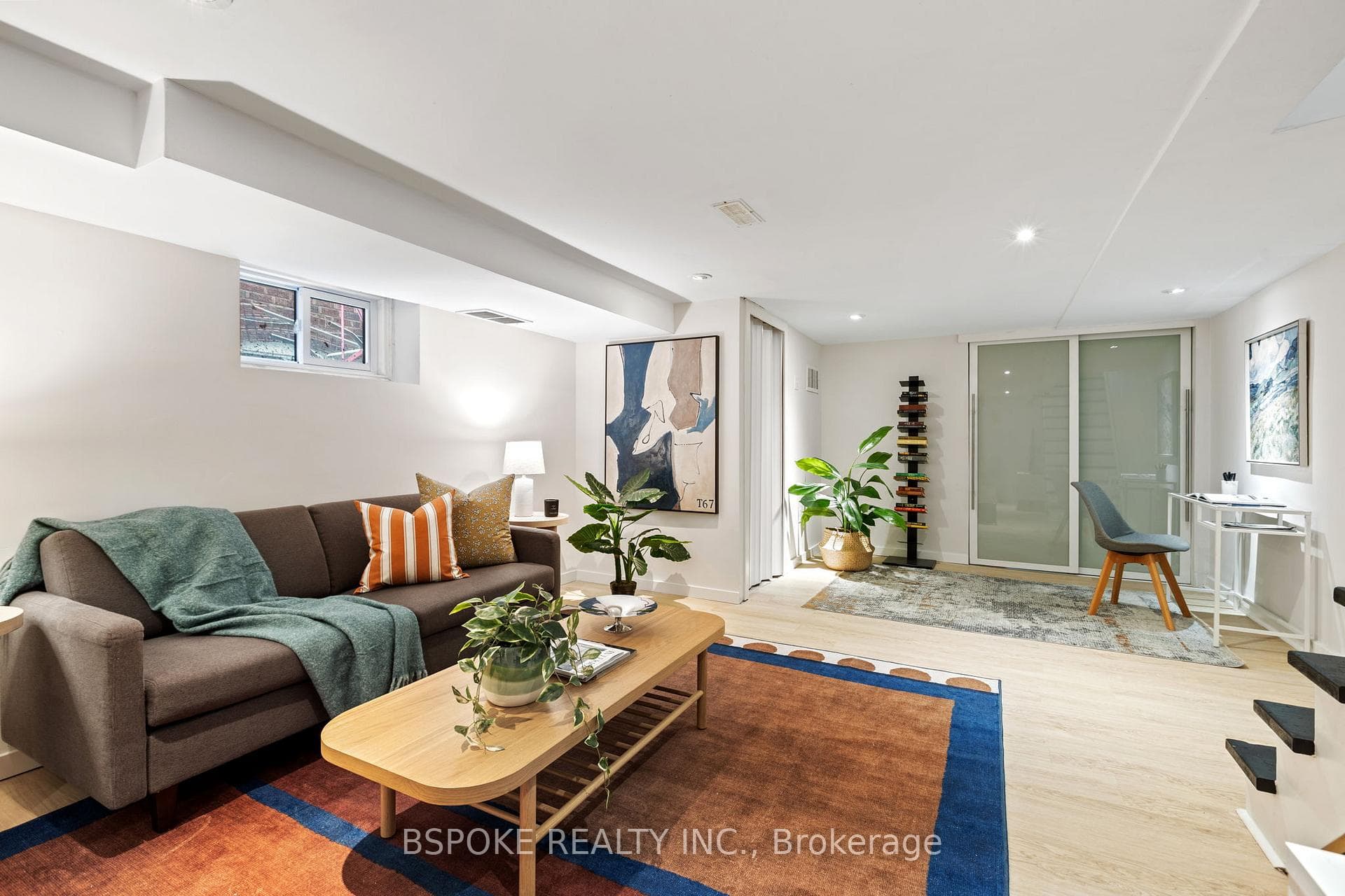 291 Gainsborough Road photo 20