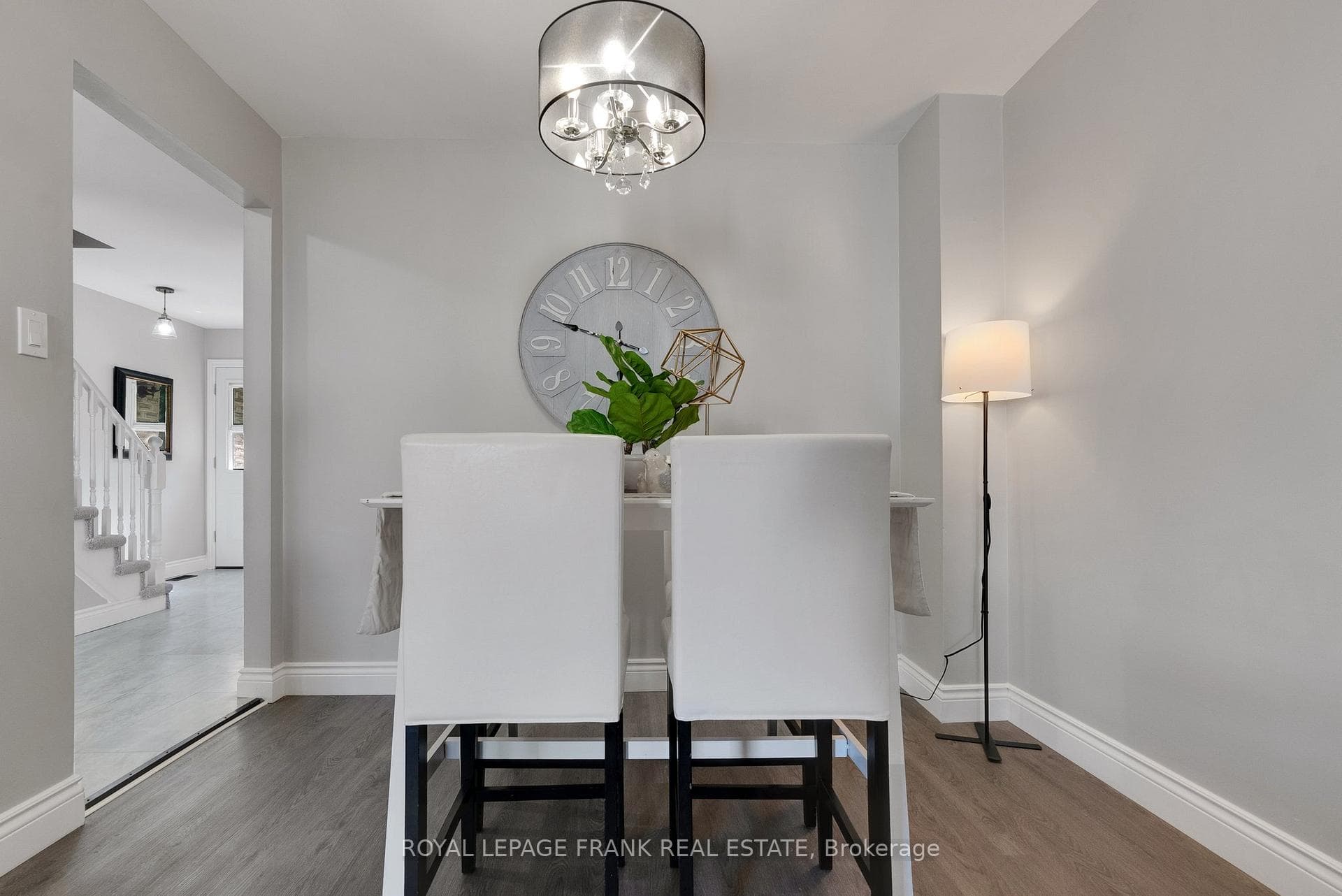 11 Poolton Crescent photo 6