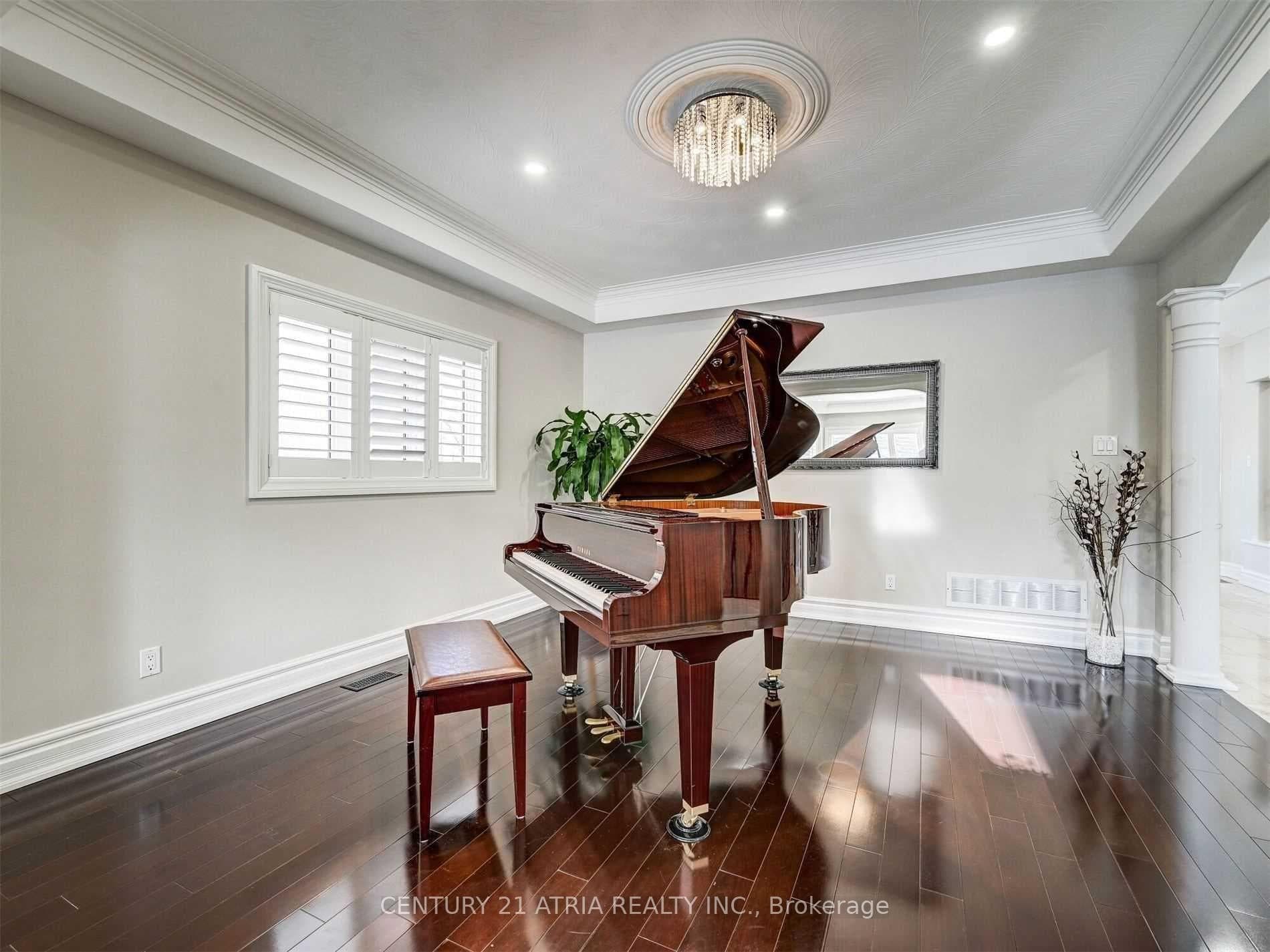 54 Grey Alder Avenue photo 8