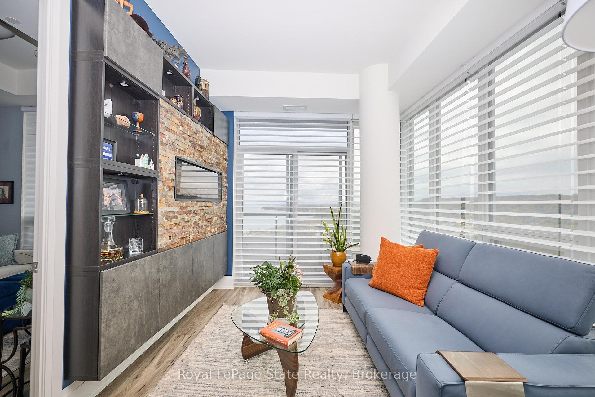 385 Winston Road Unit 1807 photo 9