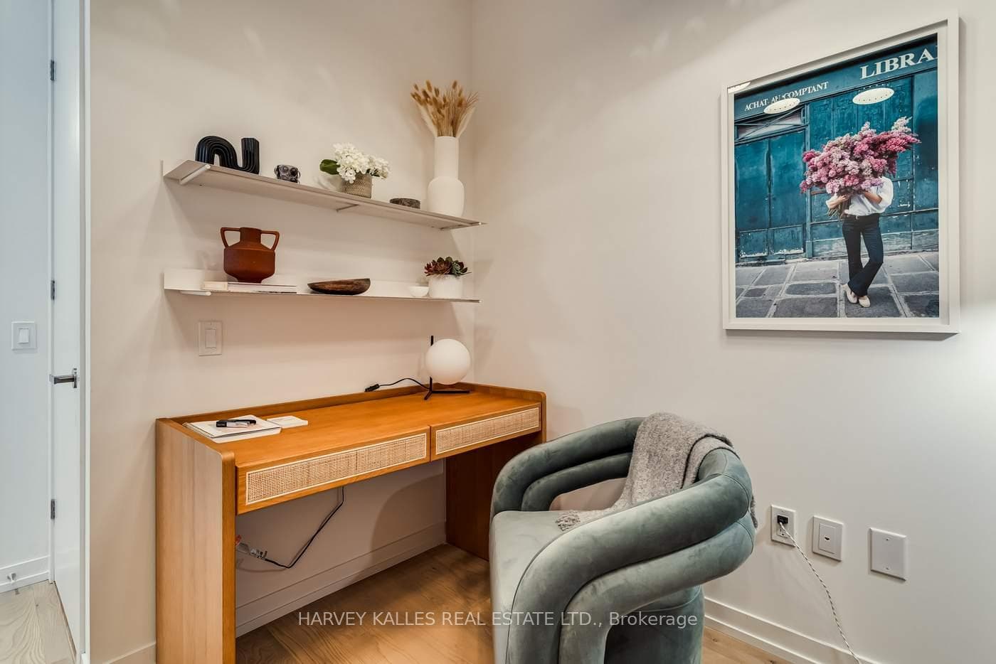 138 Downes Street Unit PH207 photo 33