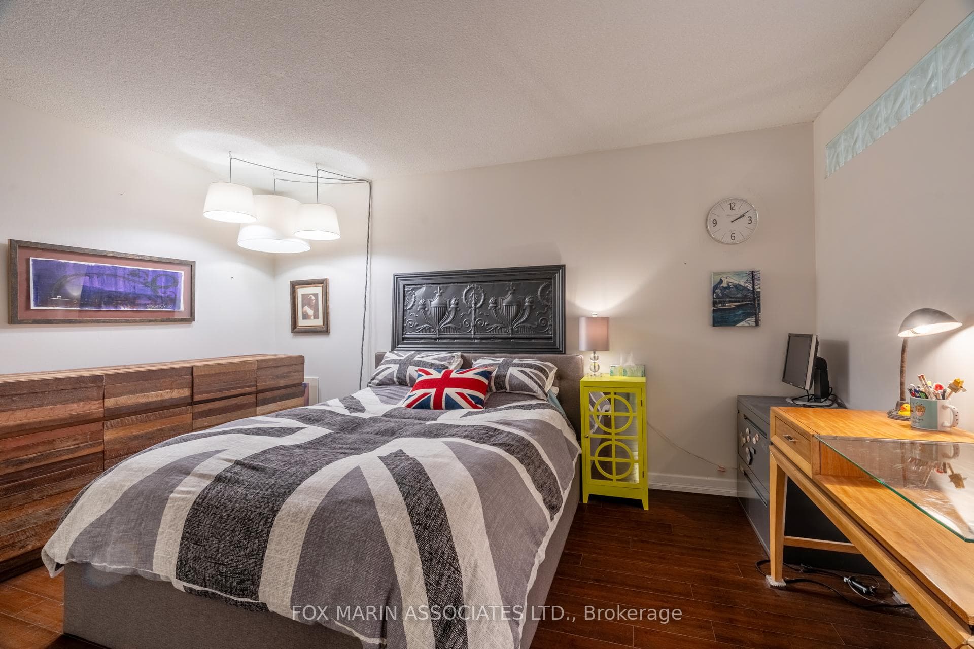 256 Jarvis Street Unit 10D photo 16