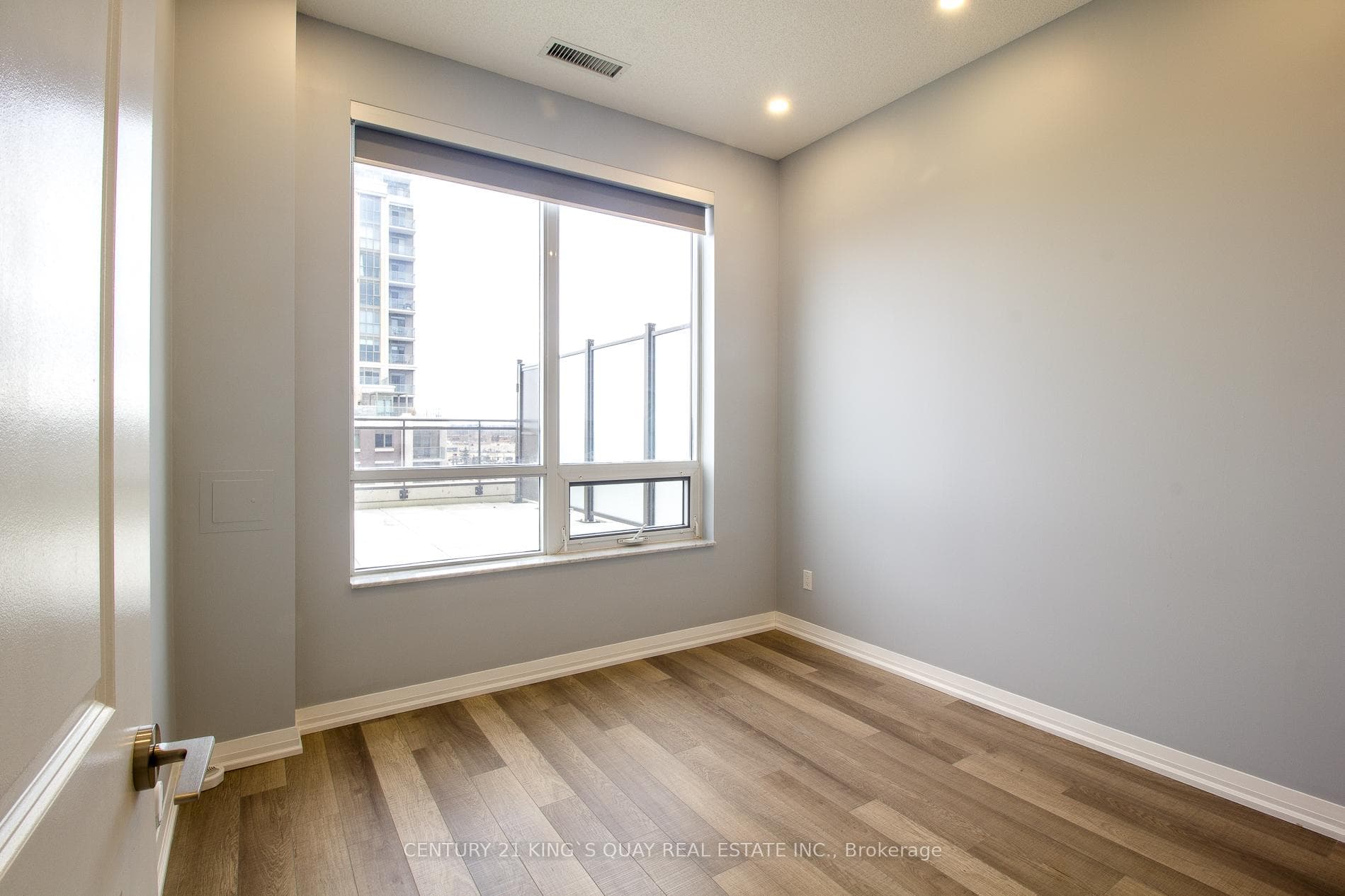 9506 Markham Road Unit 808 photo 7