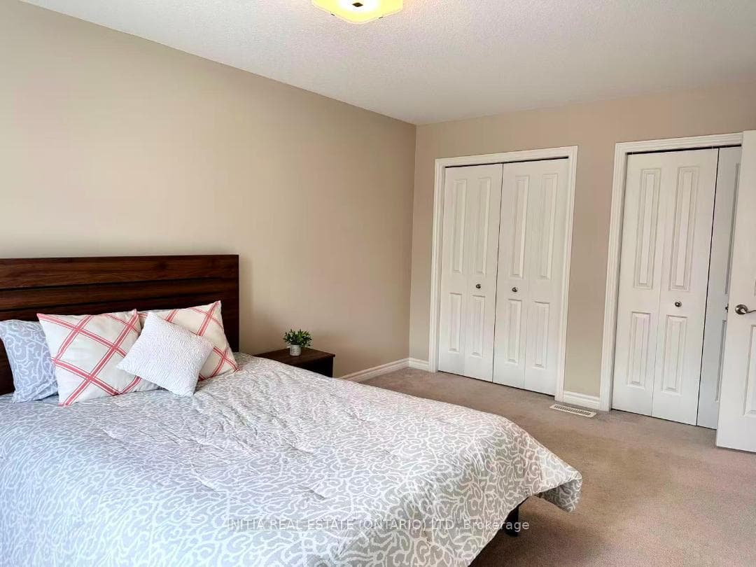 1010 Fanshawe Park Road Unit 31 photo 13