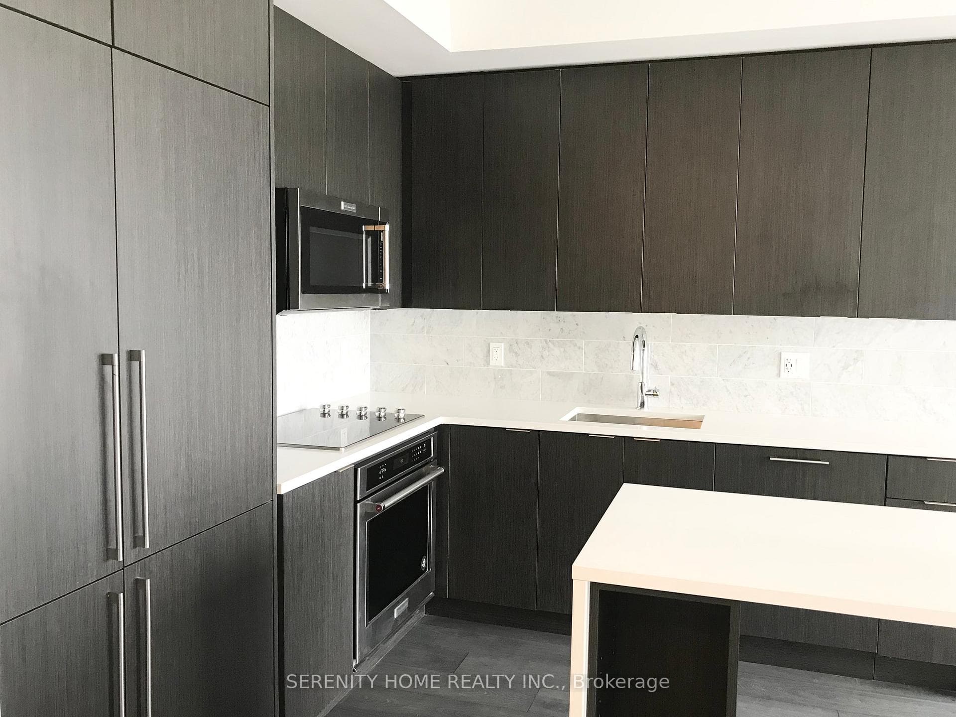 38 Iannuzzi Street Unit 2010 photo 12