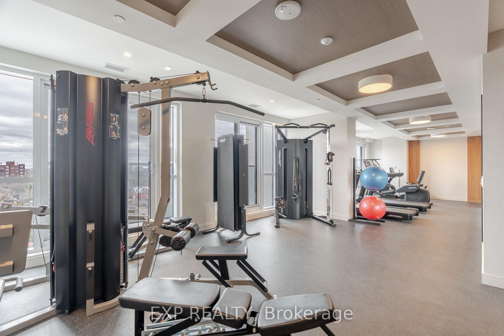 560 Rideau Street Unit 407 photo 19