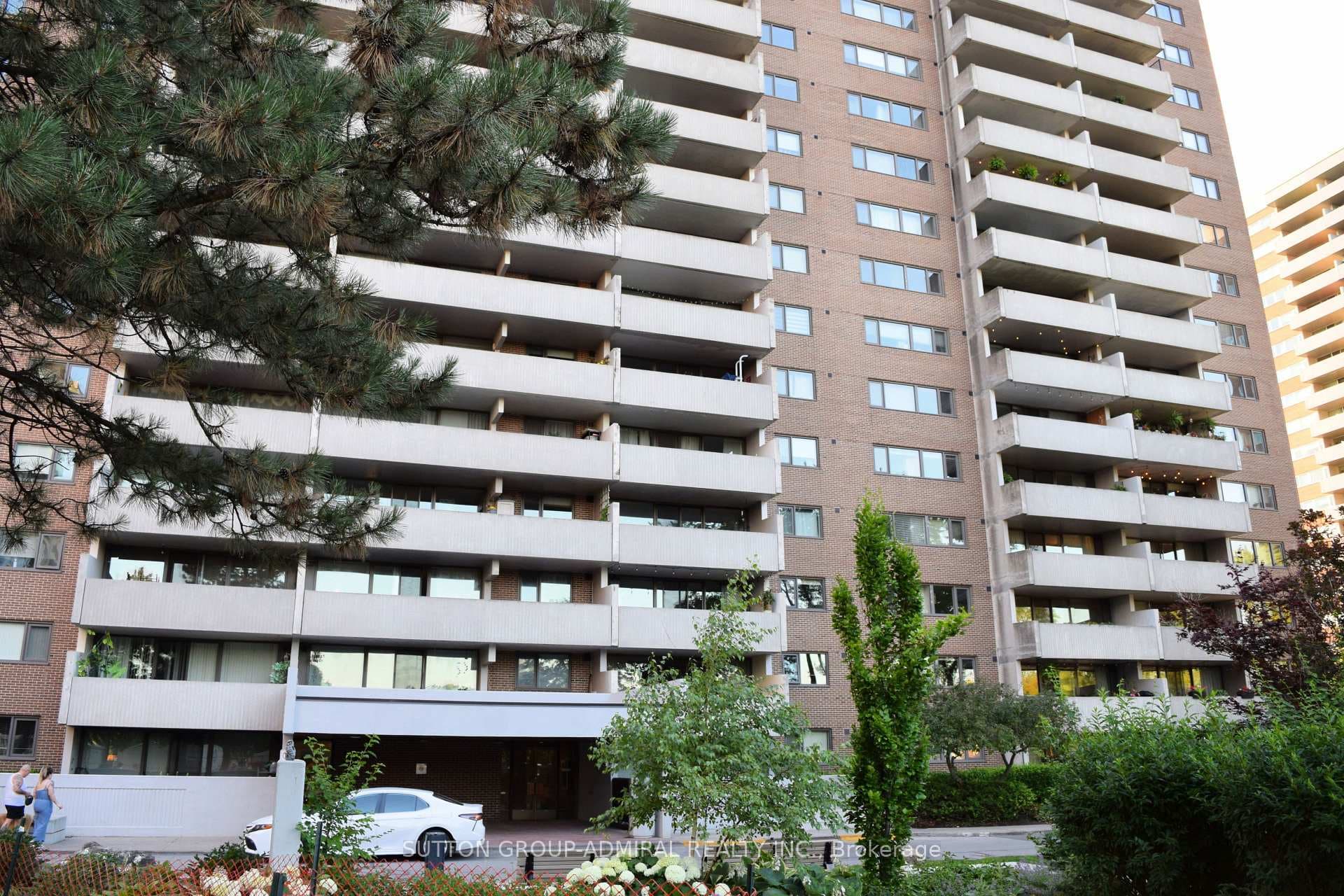 260 Scarlett Road Unit 804 photo 2