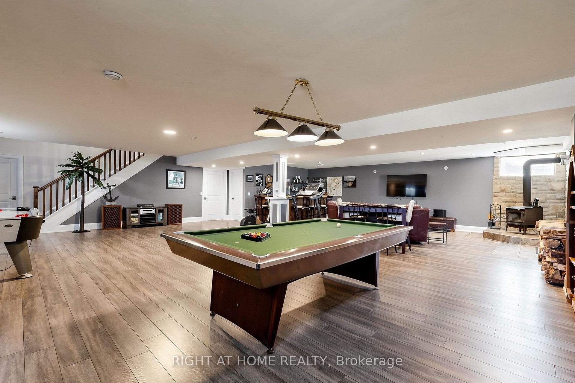 BILLIARDS ANYONE?