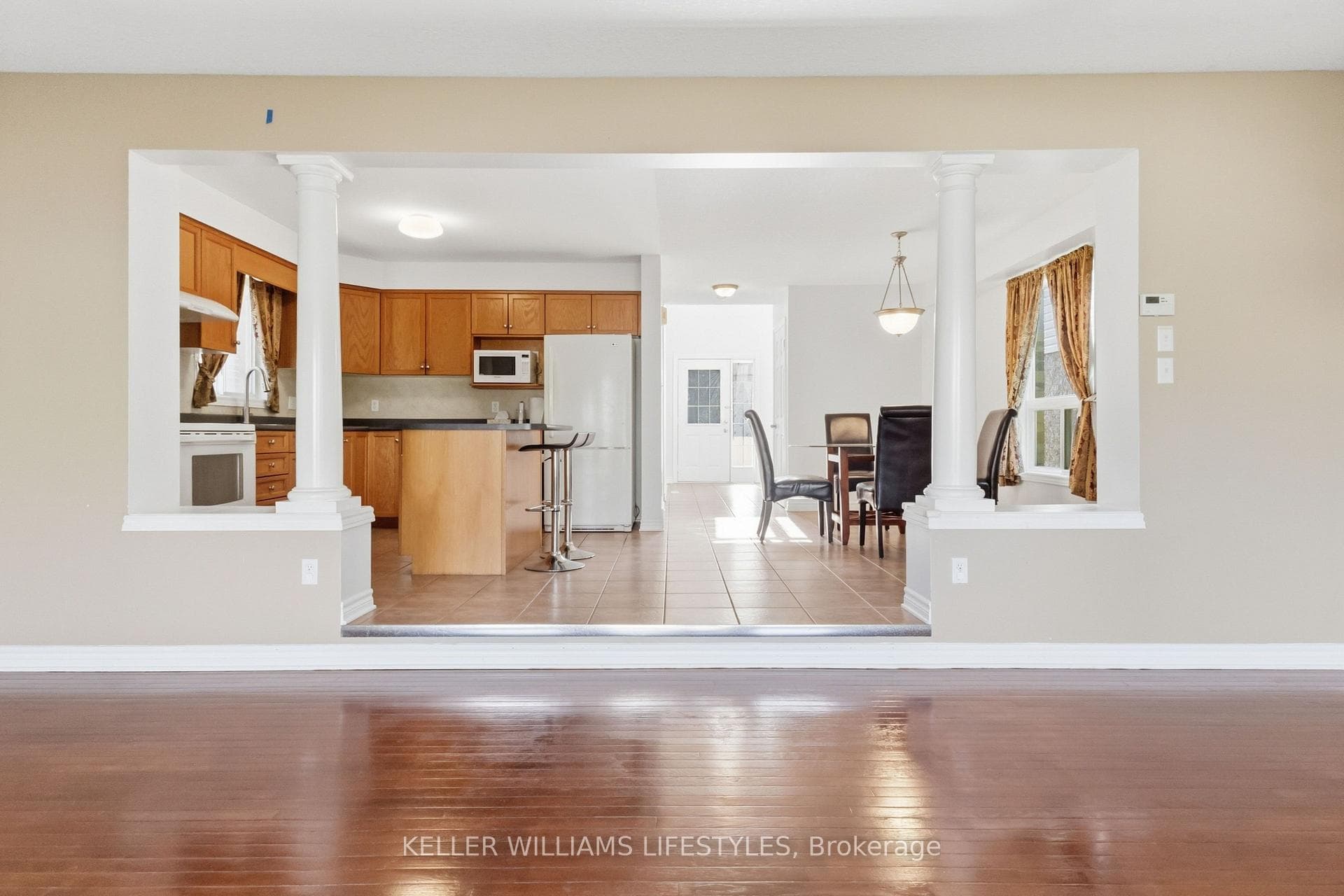 837 Capulet Lane photo 16