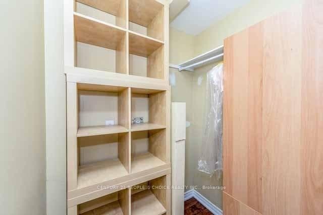 230 Paisley Boulevard Unit 40 photo 18