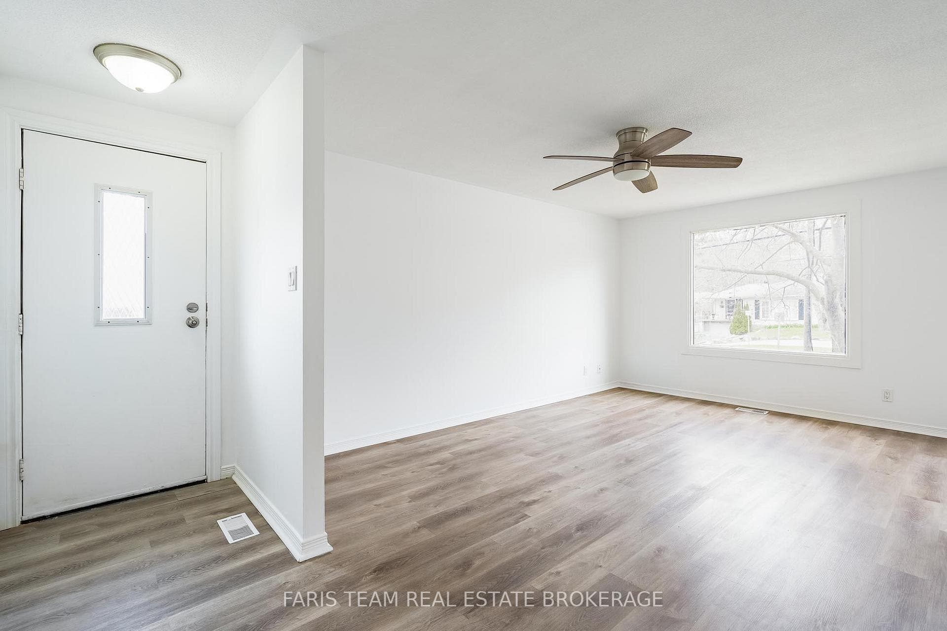 472 William Street photo 10