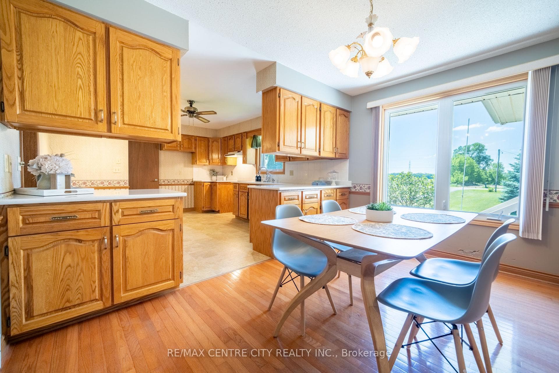 2200 Katesville Drive photo 12