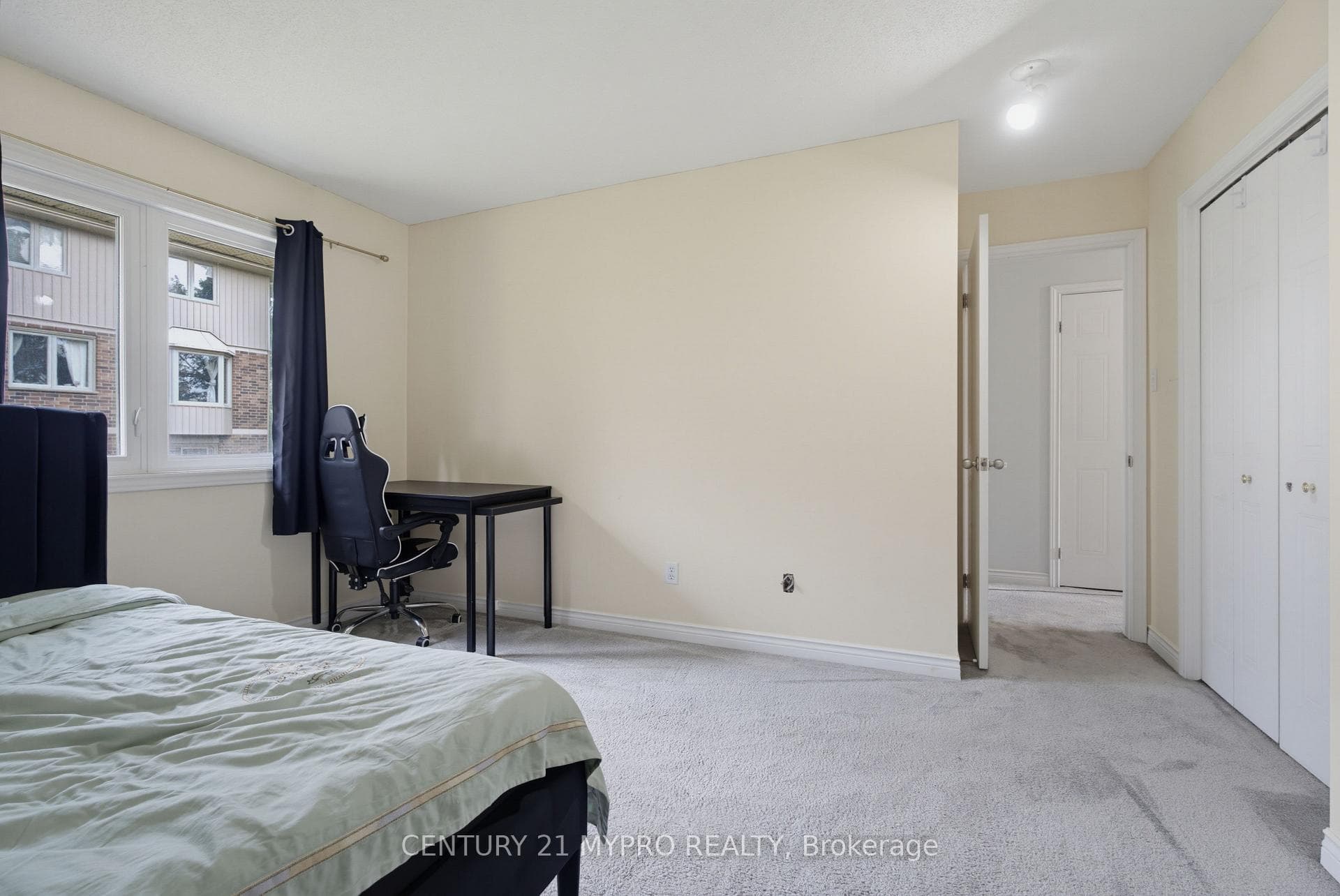 1548 Richmond Street Unit 7 photo 25