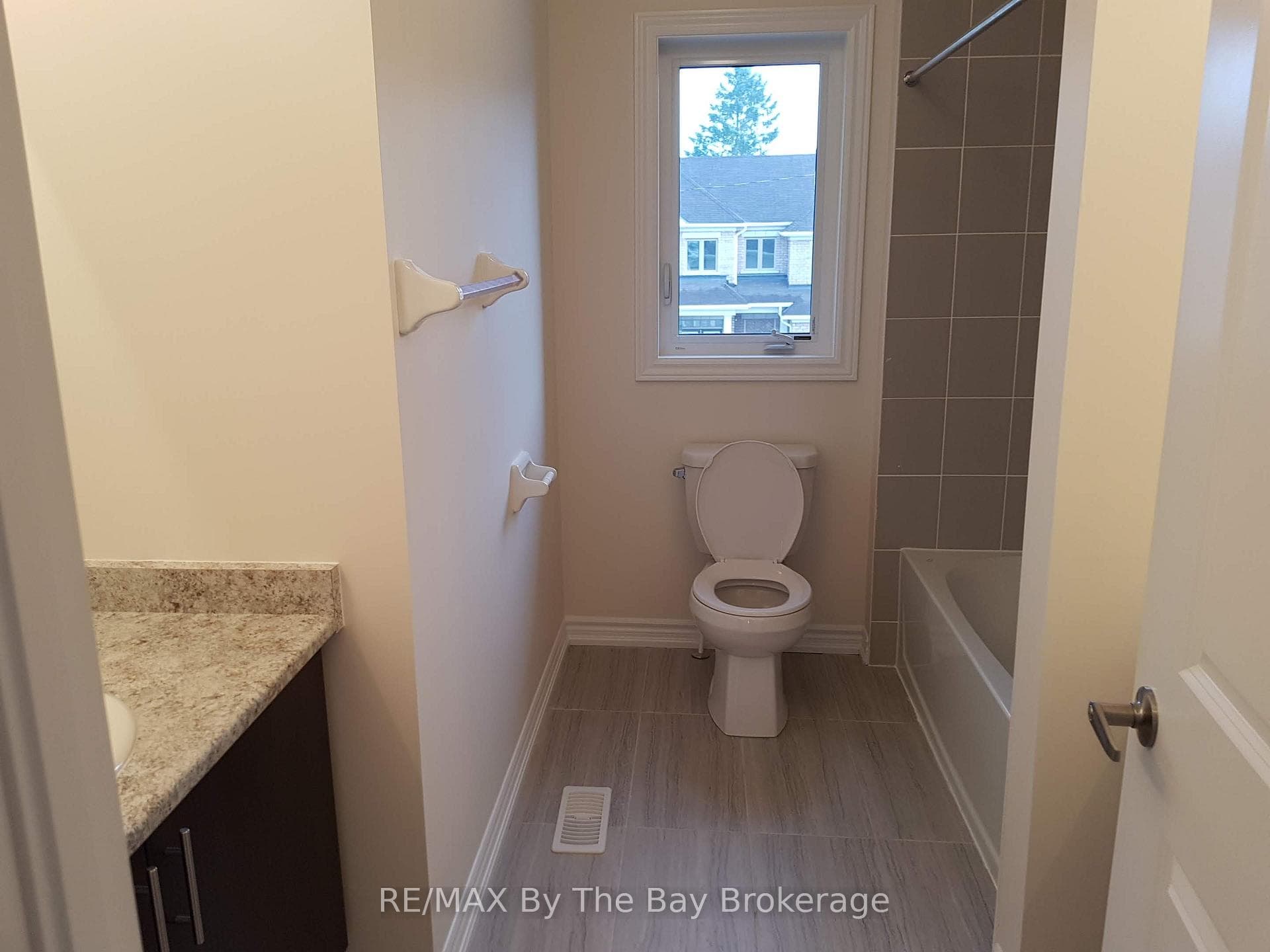 162 ALLEGRA Drive photo 14