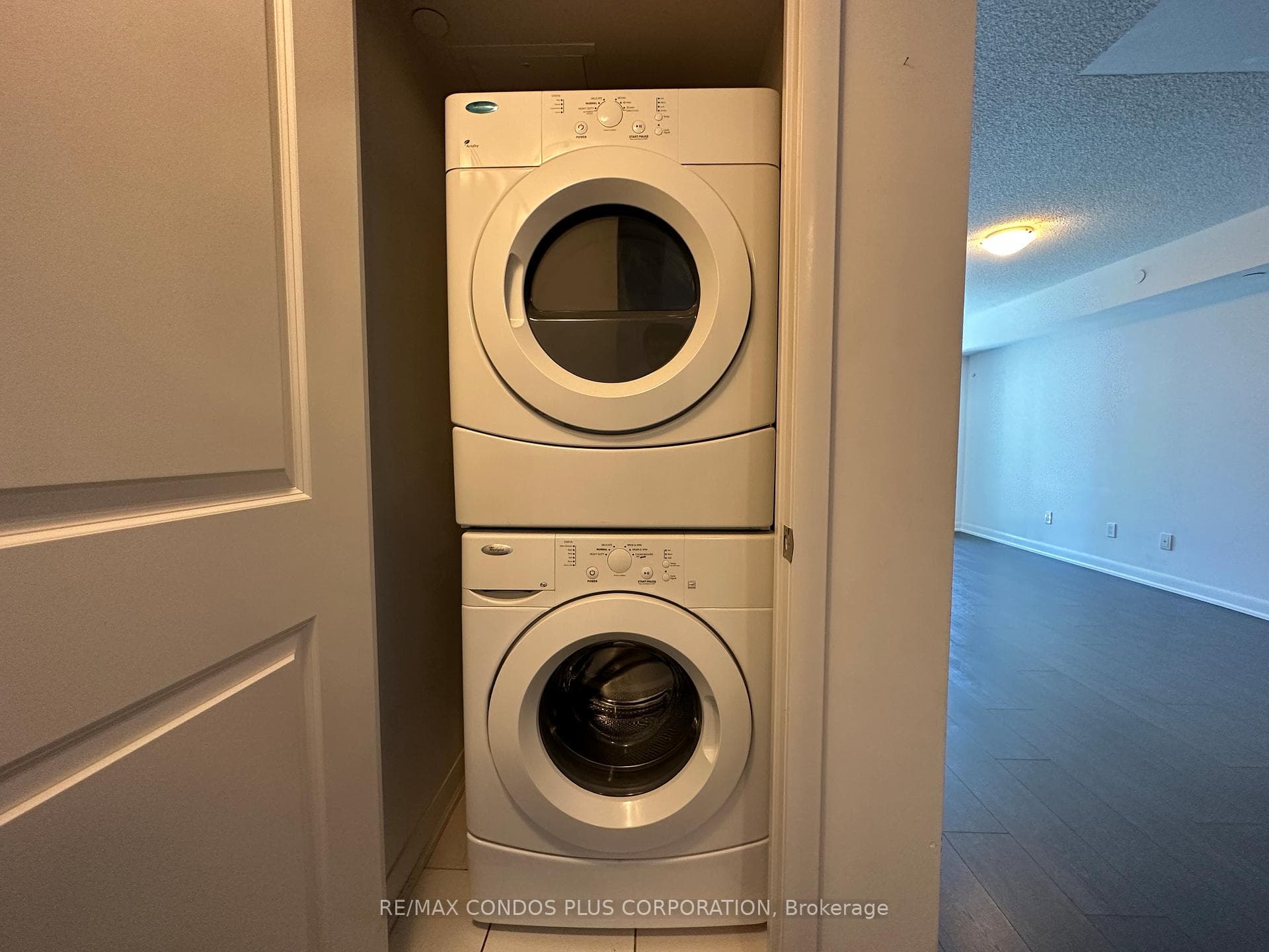 5168 Yonge Street Unit 1901 photo 21