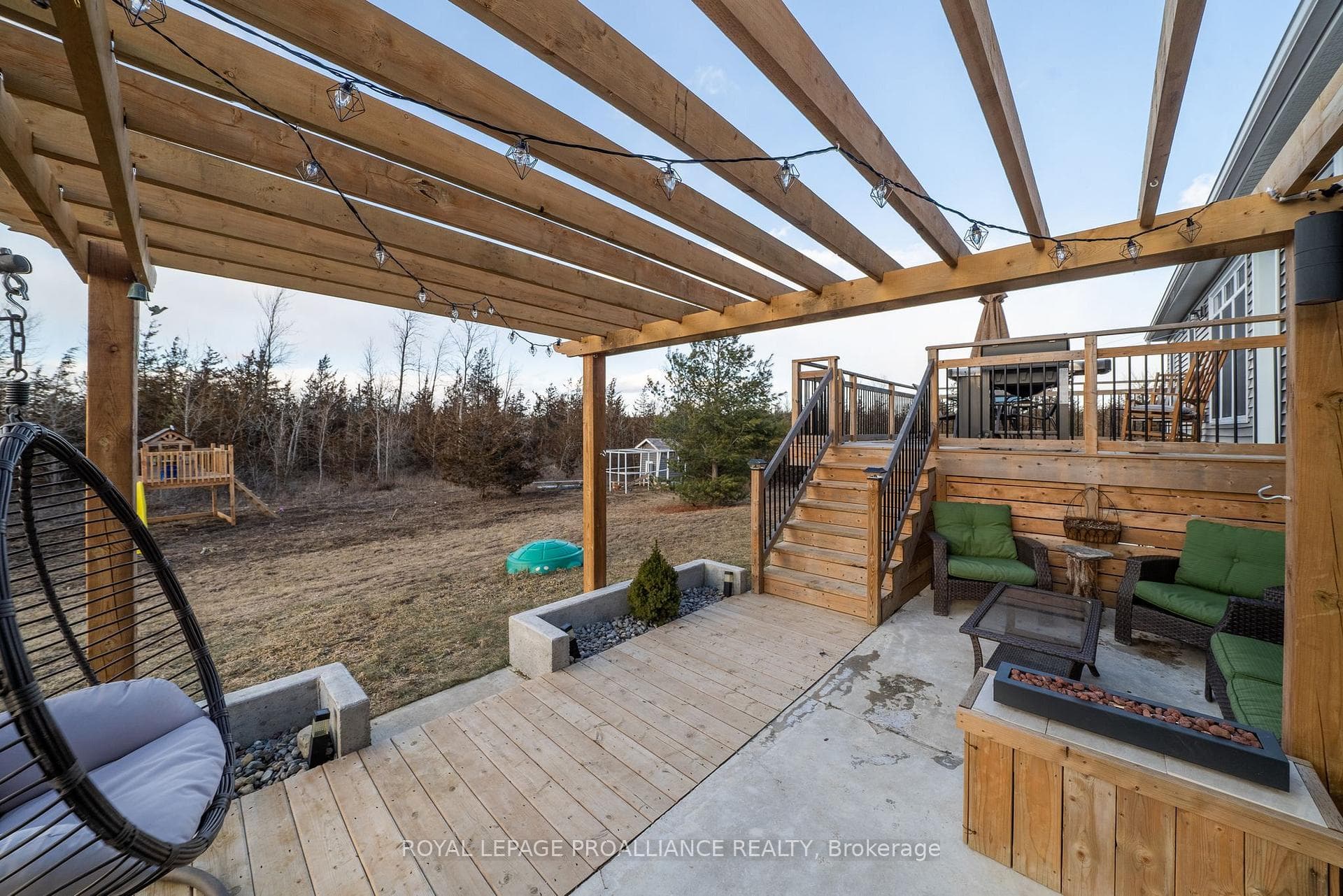 561 CALLAGHAN Road photo 35