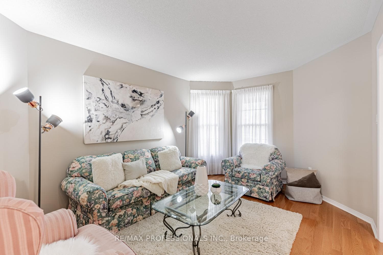 62 Banington Crescent photo 9