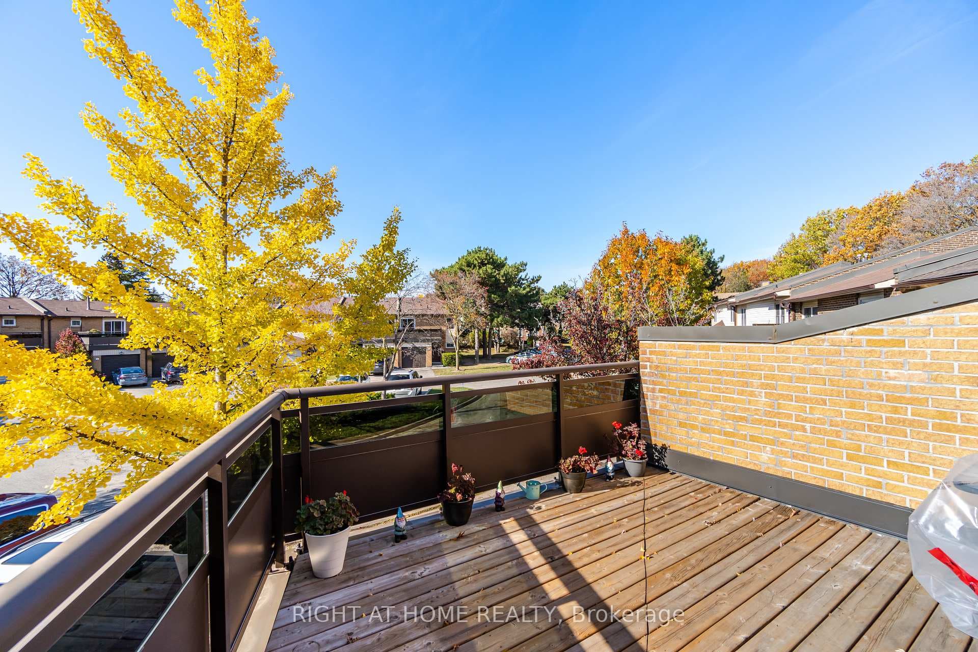 2120 Rathburn Road Unit 72 photo 27