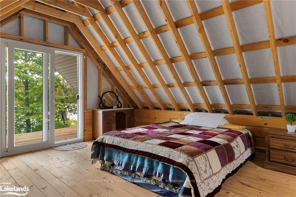 Upper loft