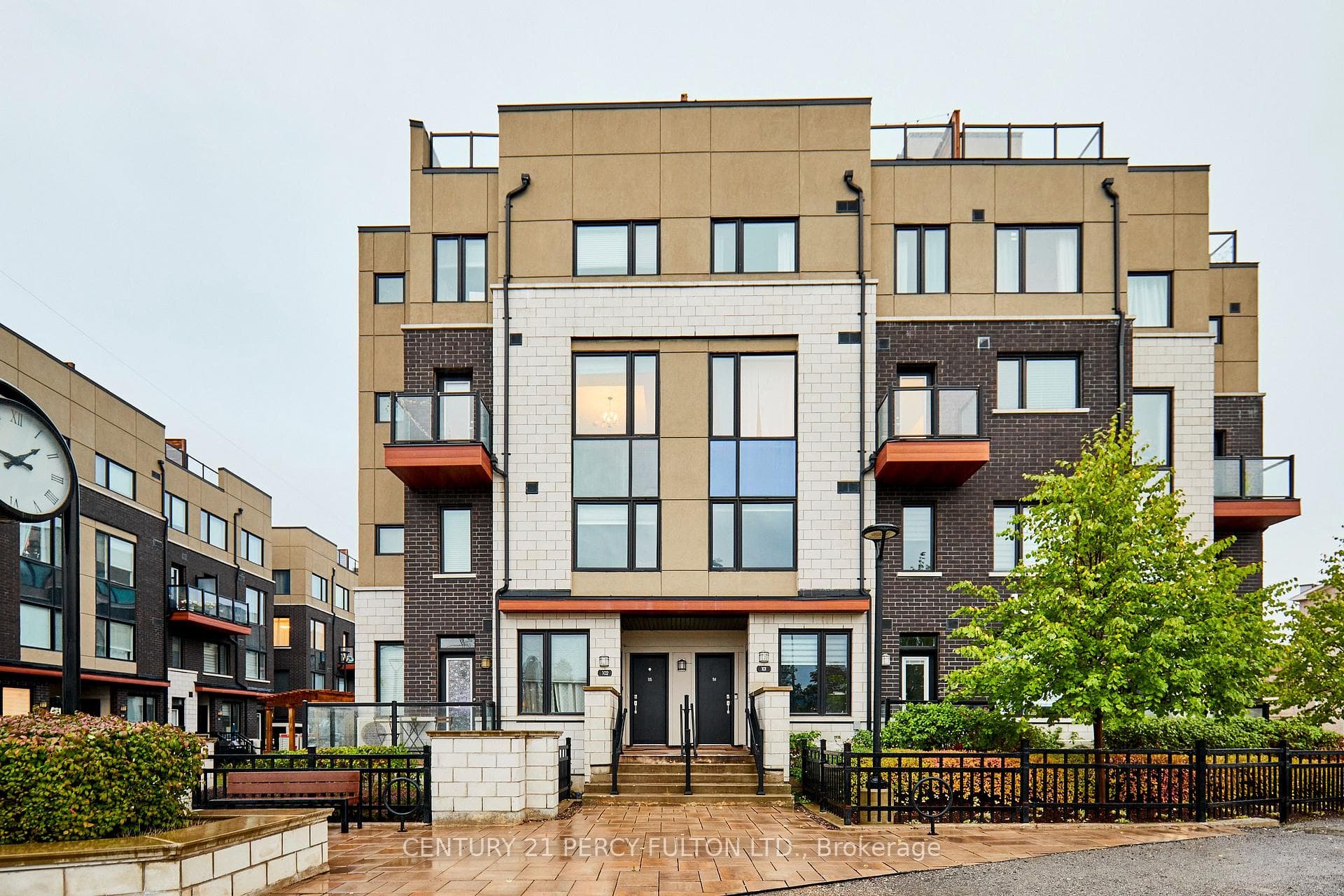 1555 Kingston Road Unit 114 photo 1