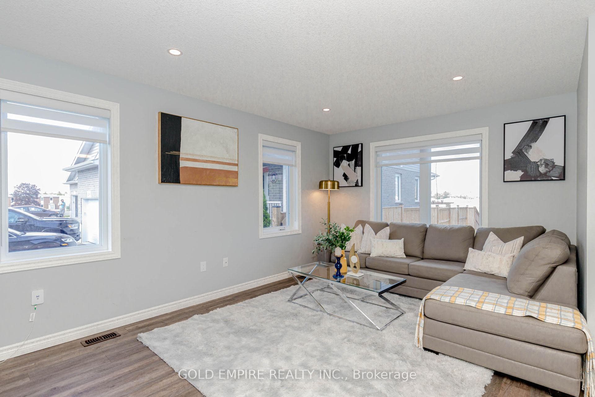 28 MINLER Street Unit 6 photo 15
