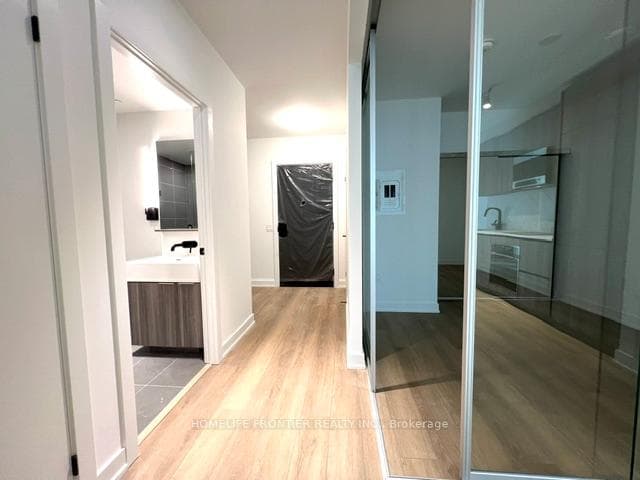117 Broadway Avenue Unit 624N photo 1