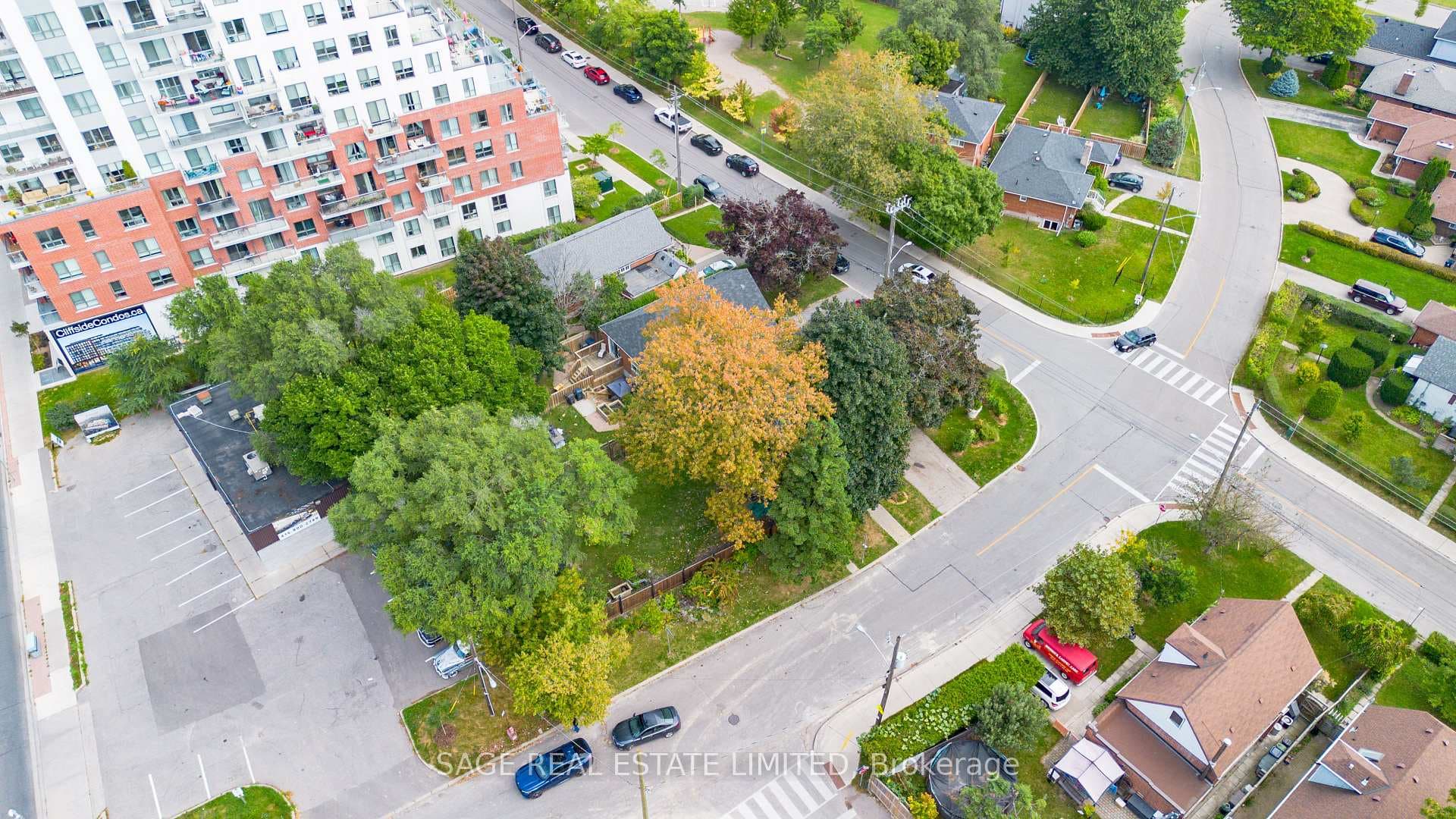 59 Cliffside Drive photo 32