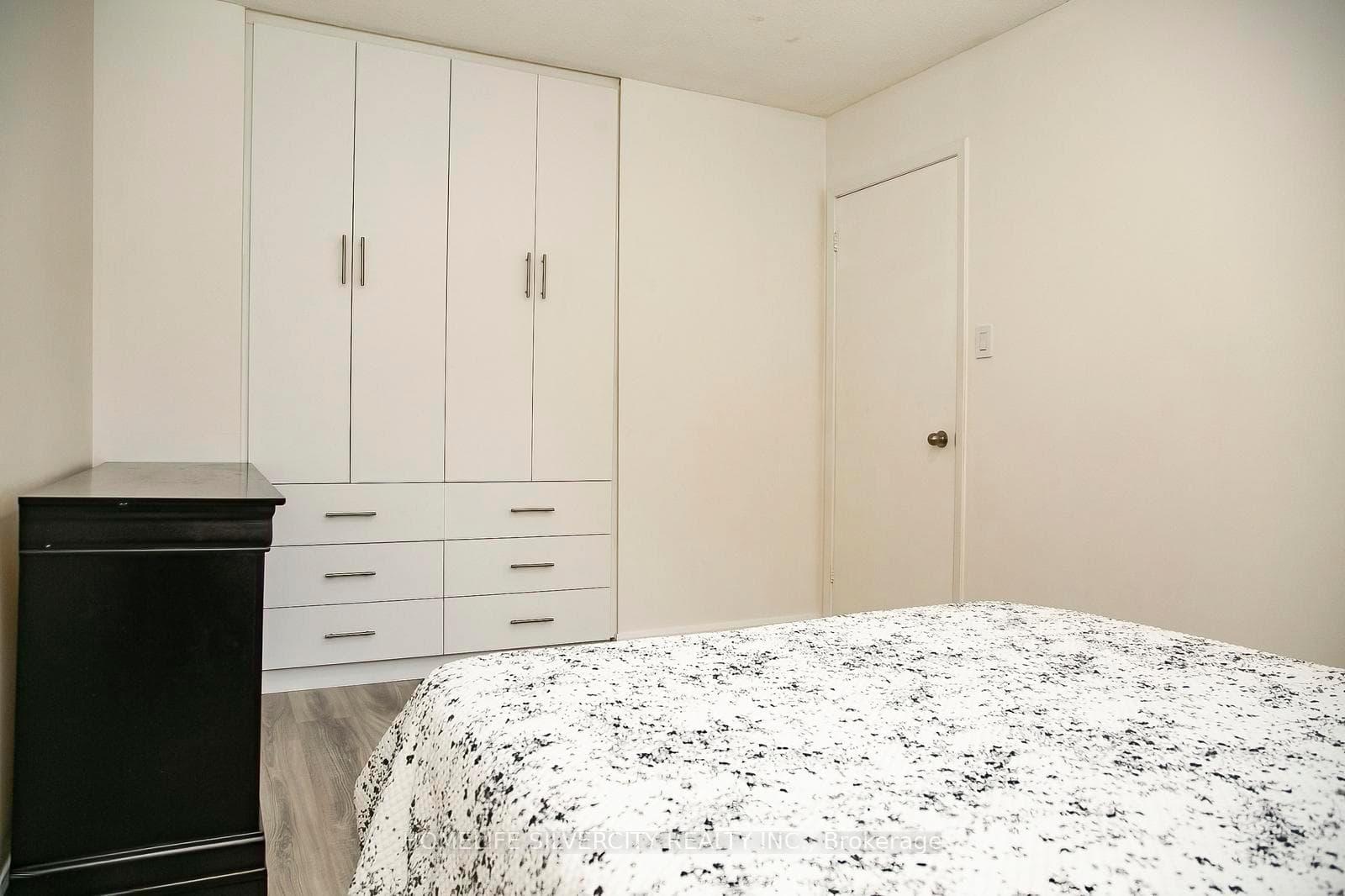 21 Mitchell Avenue photo 27