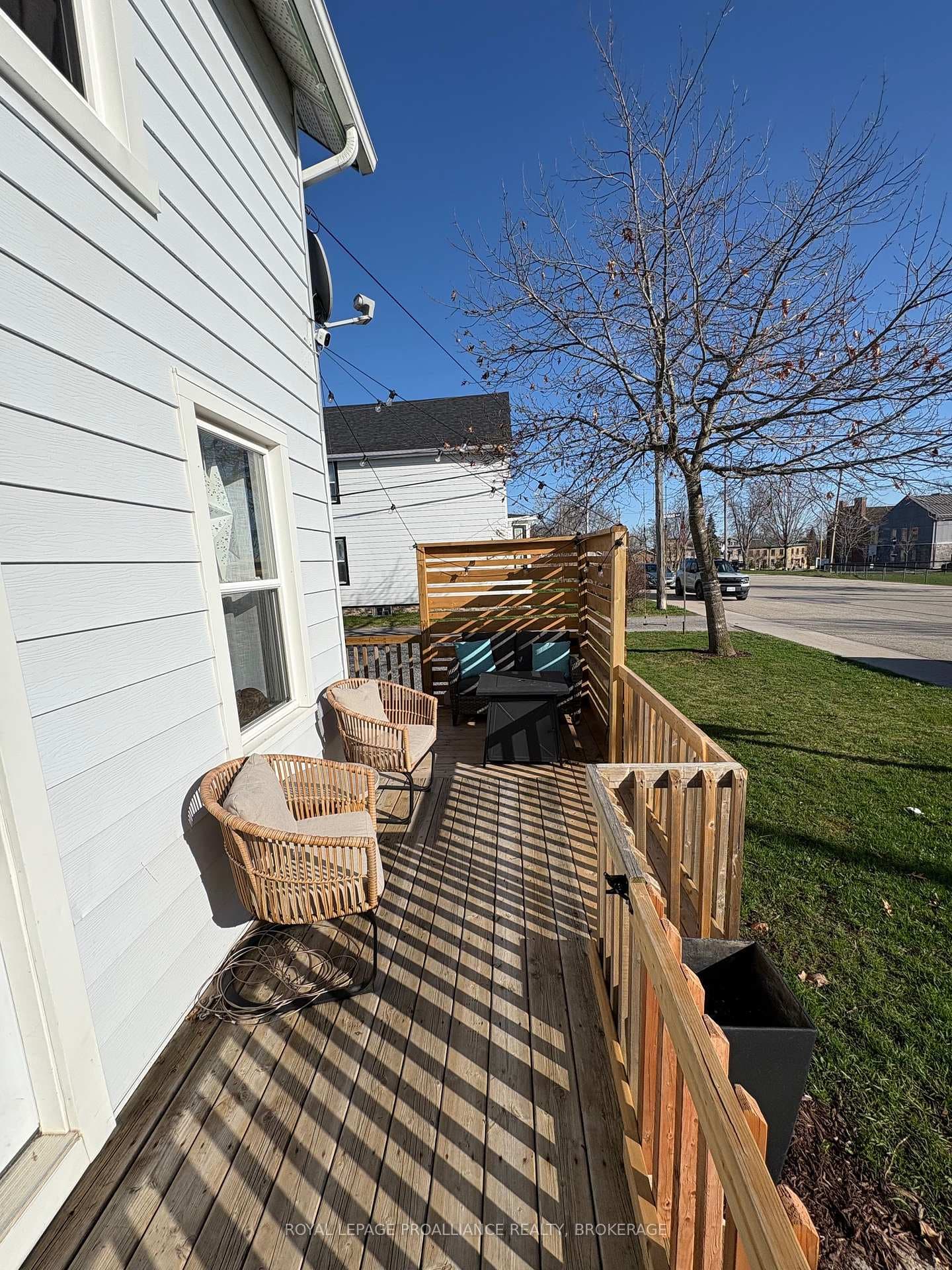 151 Adelaide Street photo 31