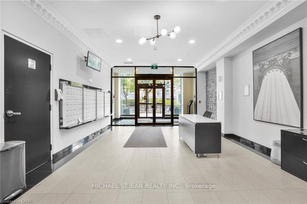 112 King Street Unit 1111 photo 11