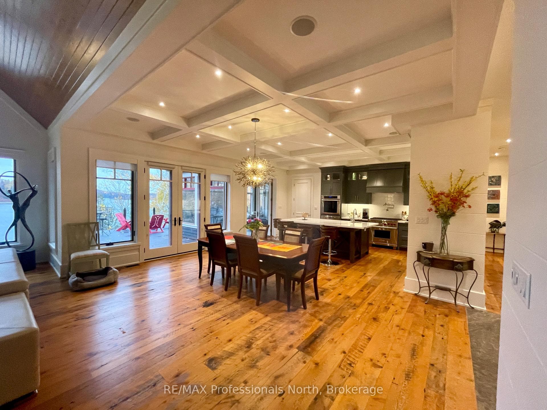Dining & Kitchen with access to Muskoka Room