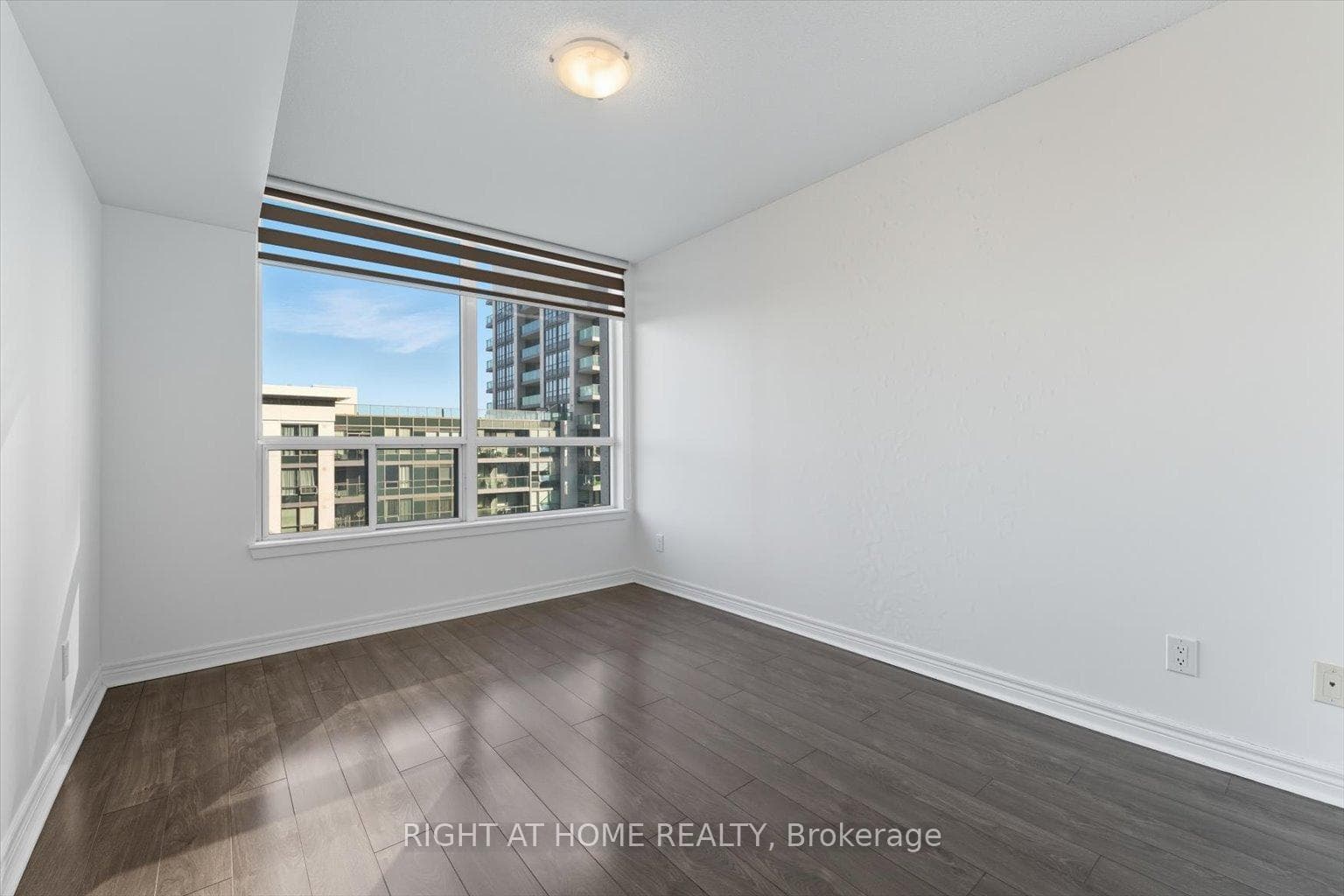 50 Disera Drive Unit 509 photo 21