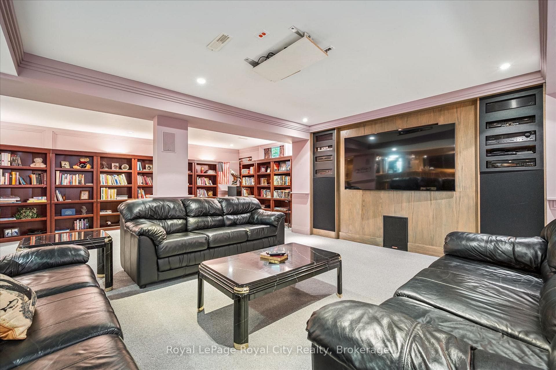 5792 8th Line photo 30