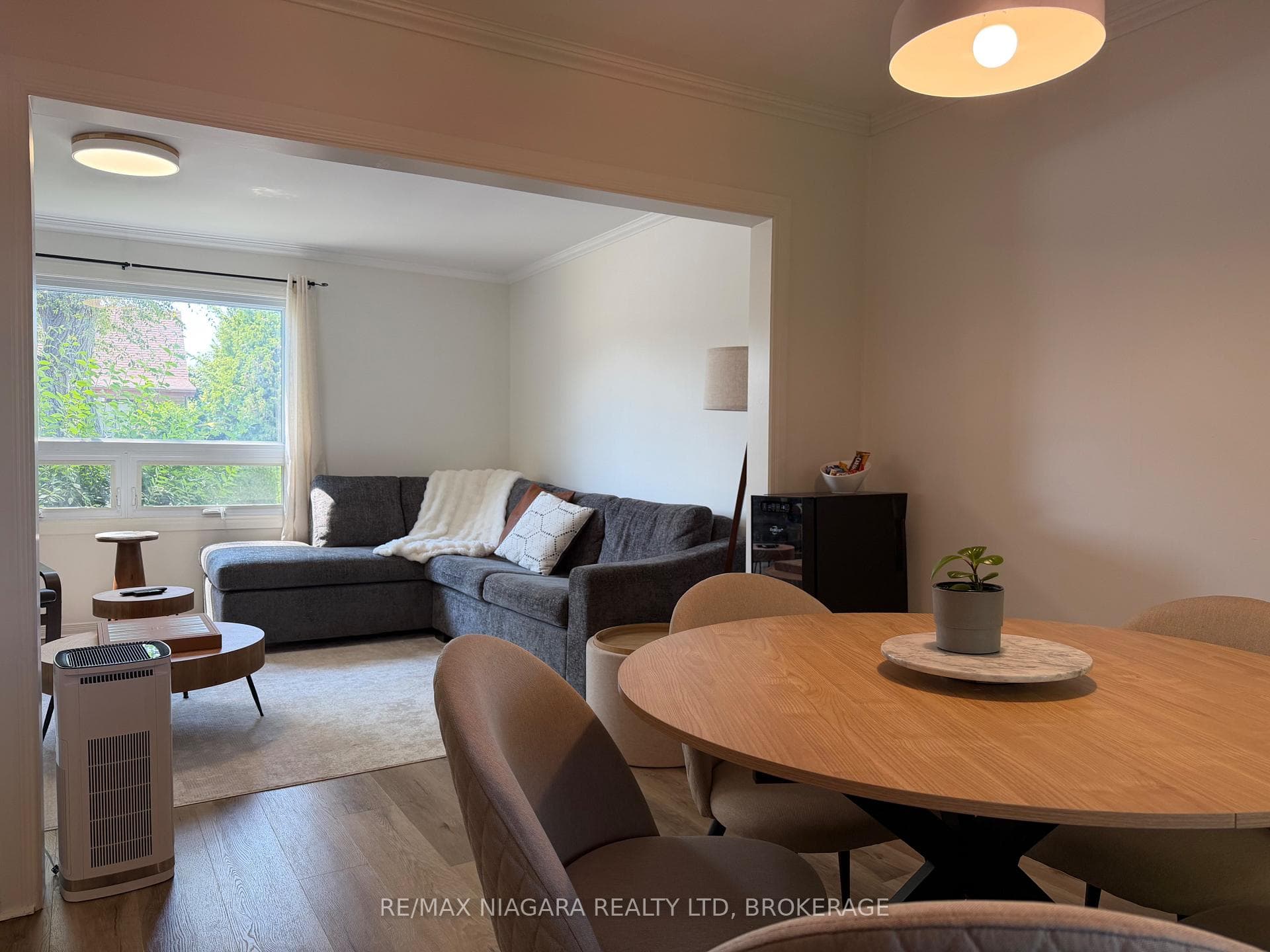 4354 Fifth Avenue photo 11