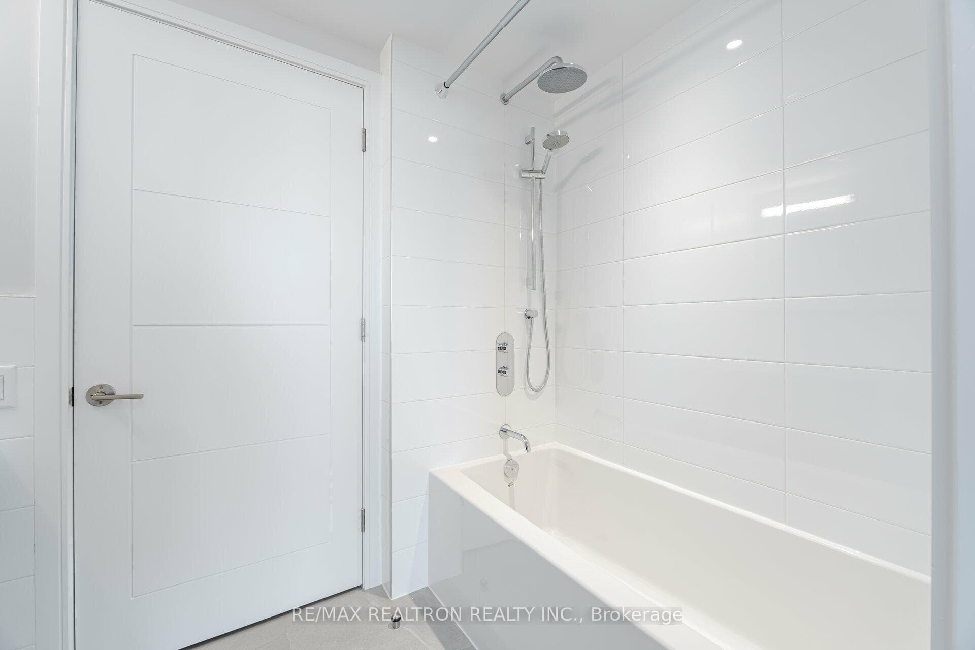 2525 Bathurst Street Unit 611 photo 8